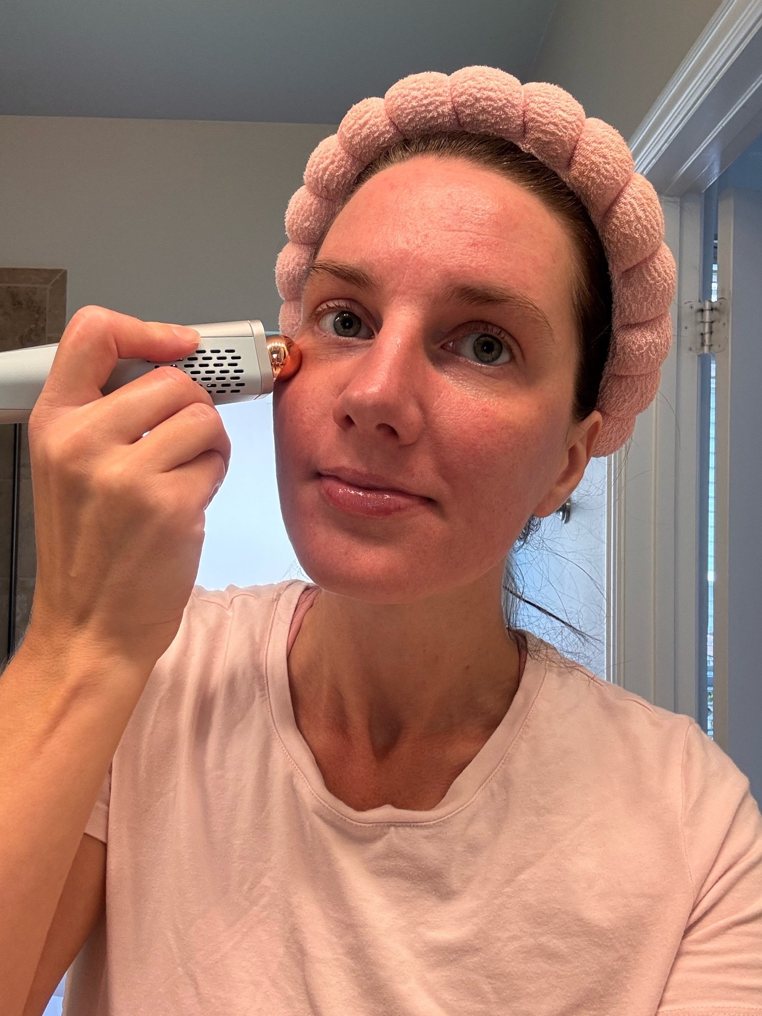 Love this new sonic depuffing and lymphatic drainage set from @dermaflash #ad

#LTKmorningroutine #LTKgrwm #LTKselfcare