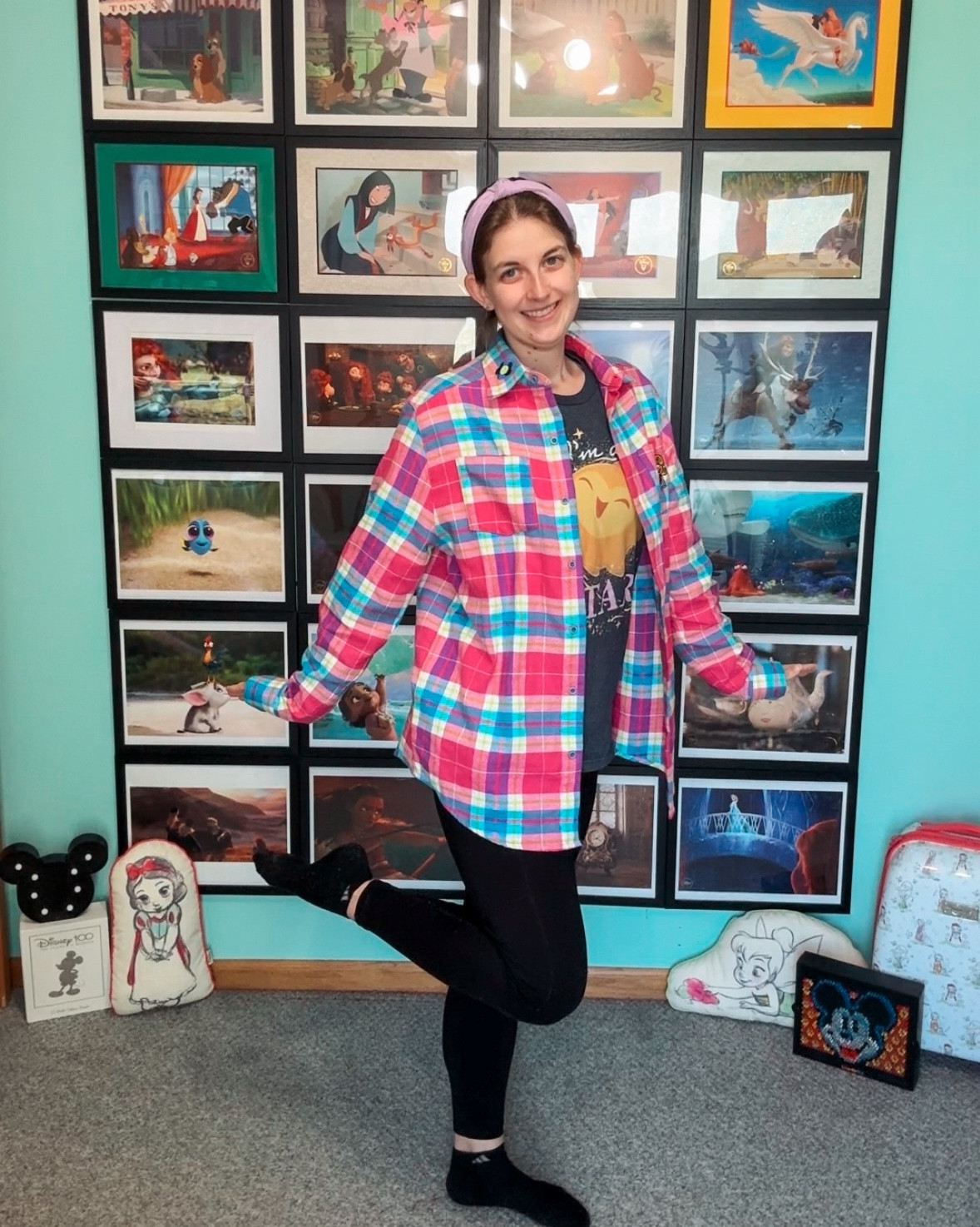 Today’s disney outfit at home
Wish movie
Lizzie mcguire

use code BROOKES_EVERYDAYMAGIC for 10% off entire Cakeworthy order (cakeworthy website only). I earn 5% commission on any order.

#LTKActive #LTKmidsize #LTKtravel