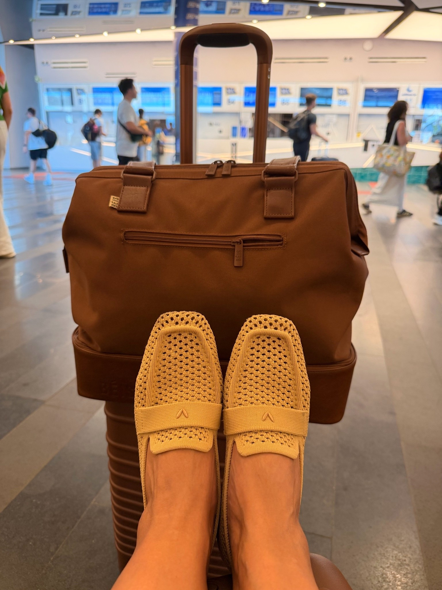 The most comfortable loafers ever! I have them in black and also got these for summer to match my raffia bags, they run TTS and available in Many colors. Blisters free (Use code CL10 for 10% off site-wide  @VIVAIA 

My favorite travel pieces from BEIS, I have the small carry-on, the mini weekender which is great to take as my personal item and also fit some of the handbags I want to bring with me when I travel, the medium check-in suitcase and the big check-in luggage. Totally recommend them!  @beistravel