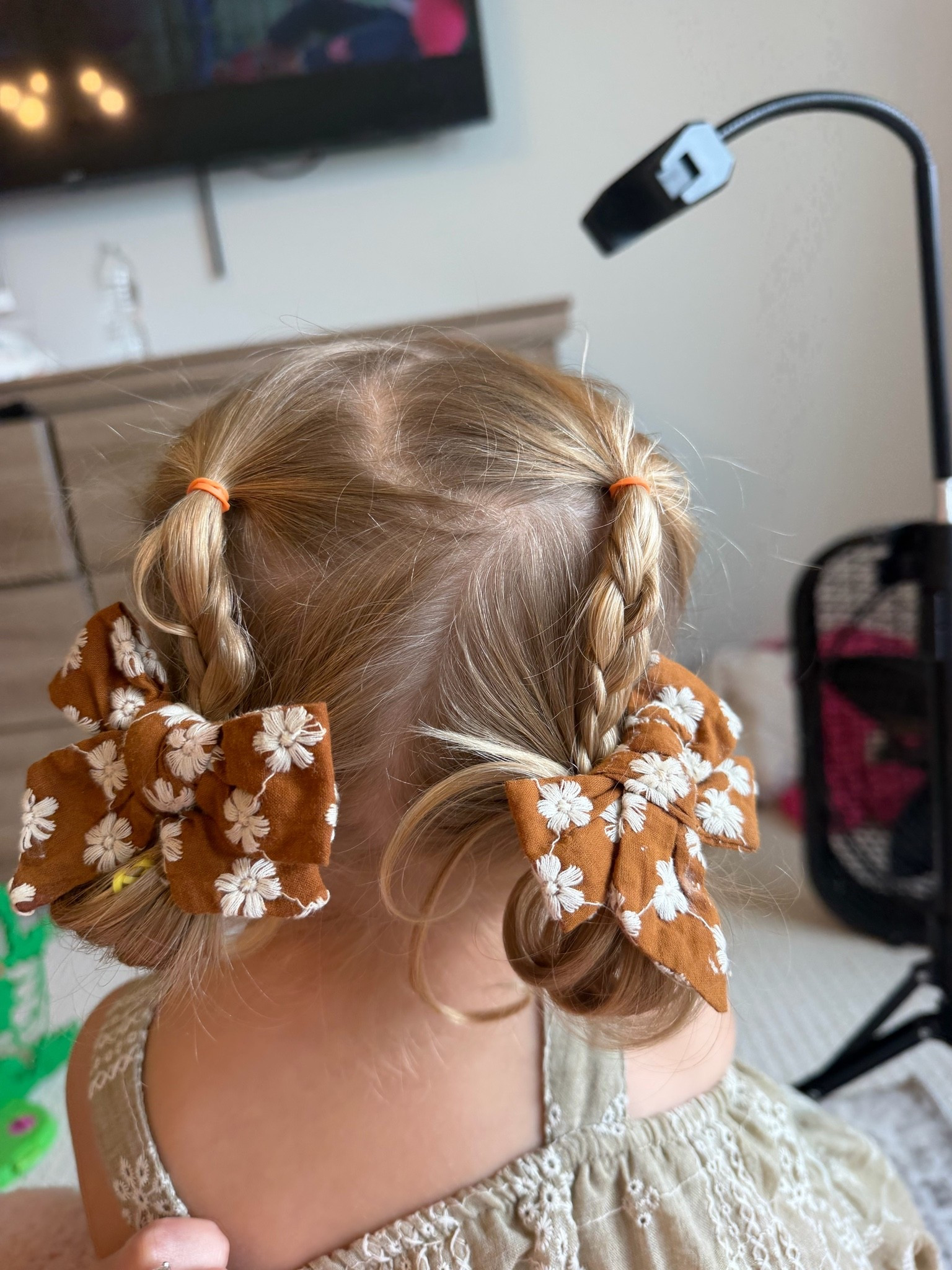 Toddler girl hair bows 
Amazon hair bow

#LTKKids #LTKBaby #LTKmomlife