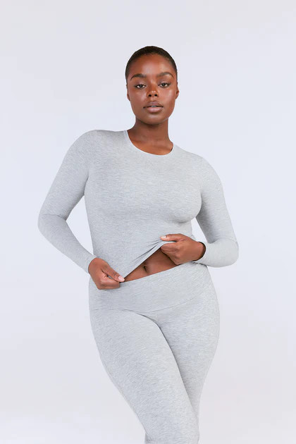 365 SCULPTING LOUNGE LONG SLEEVE TOP - GREY MARL | TALA (UK)