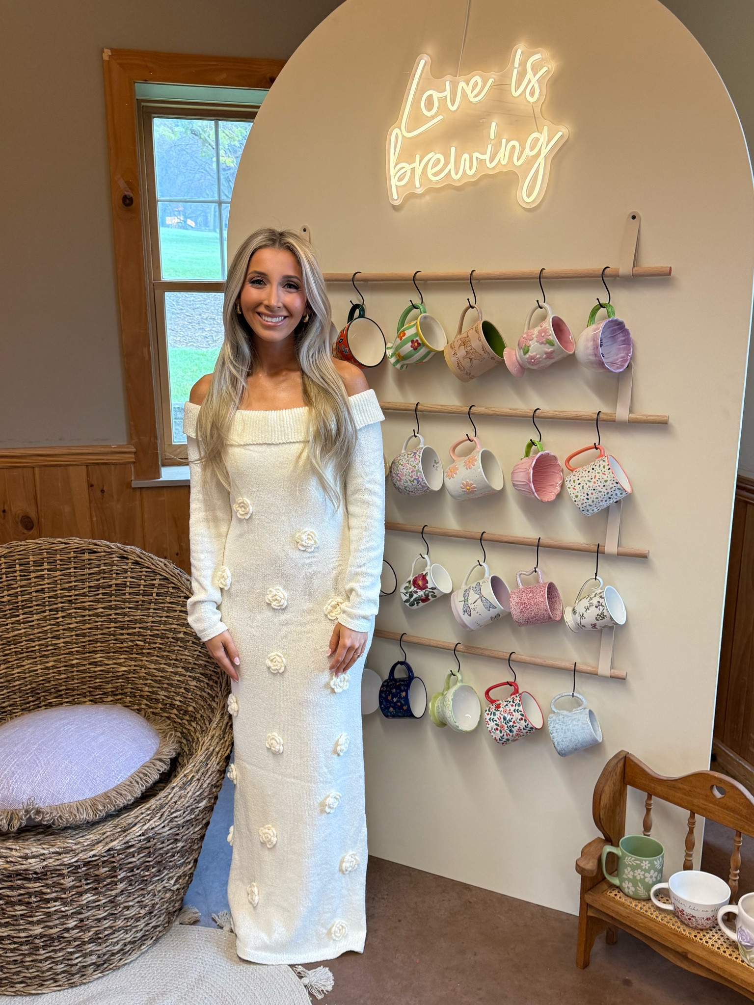 BRIDAL SHOWER DRESS💍✨🫶🏼 I’m 5ft tall and it was perfect length w a short heel! I’m wearing an XS

#LTKWedding #LTKPetite #LTKStyleTip