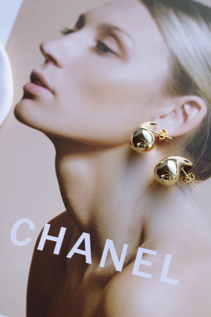 TEARDROP EARRINGS IN GOLD | raëliv