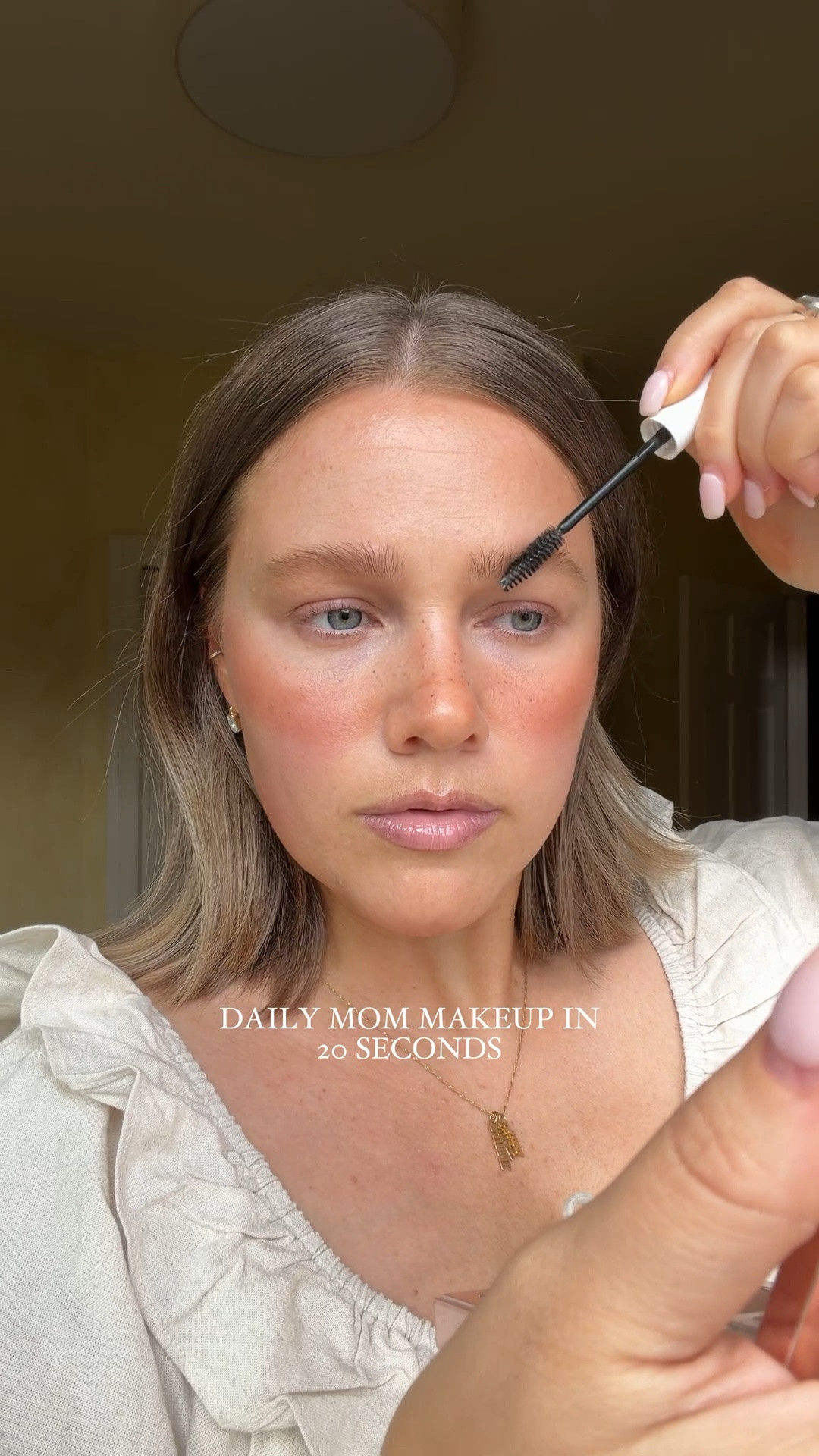 @summerfridays lip stain - Almond
@eadem gloss - Butter Mochi
@dibs concealer - 220 (code bre)
@loreal Lumi bronze - 120
@tarte faux frecks
@nyx clear brow gel