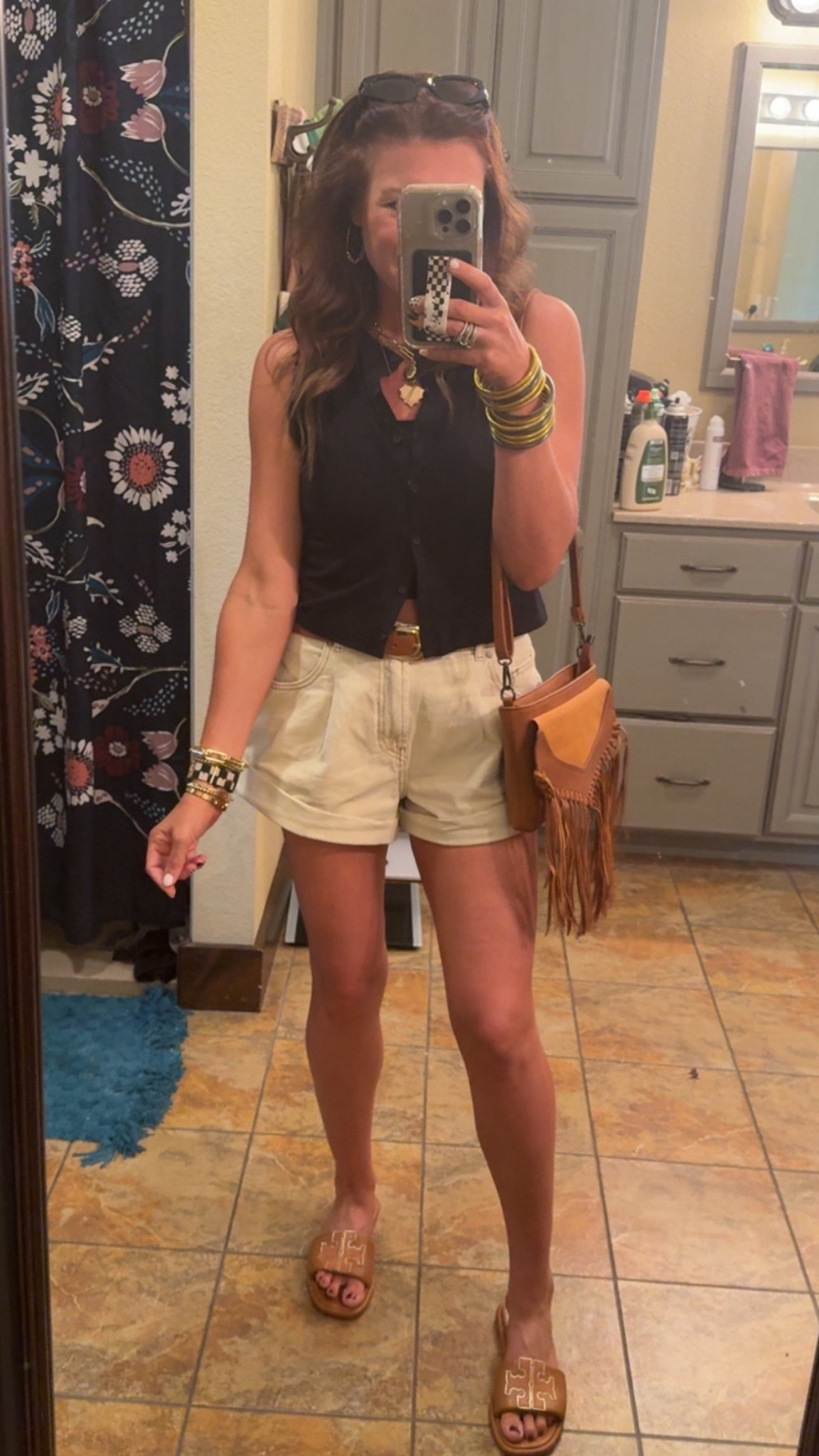 Date Day OOTD!! This maybe one of my favorite looks yet! Casual yet cute and perfect to go from day to night! 
Wearing size medium in top and size small in shorts. 

Fall | outfit inspo | OOTN | style | fall fashion | free people | American Eagle | AW 

#LTKOver40 #LTKSeasonal #LTKStyleTip