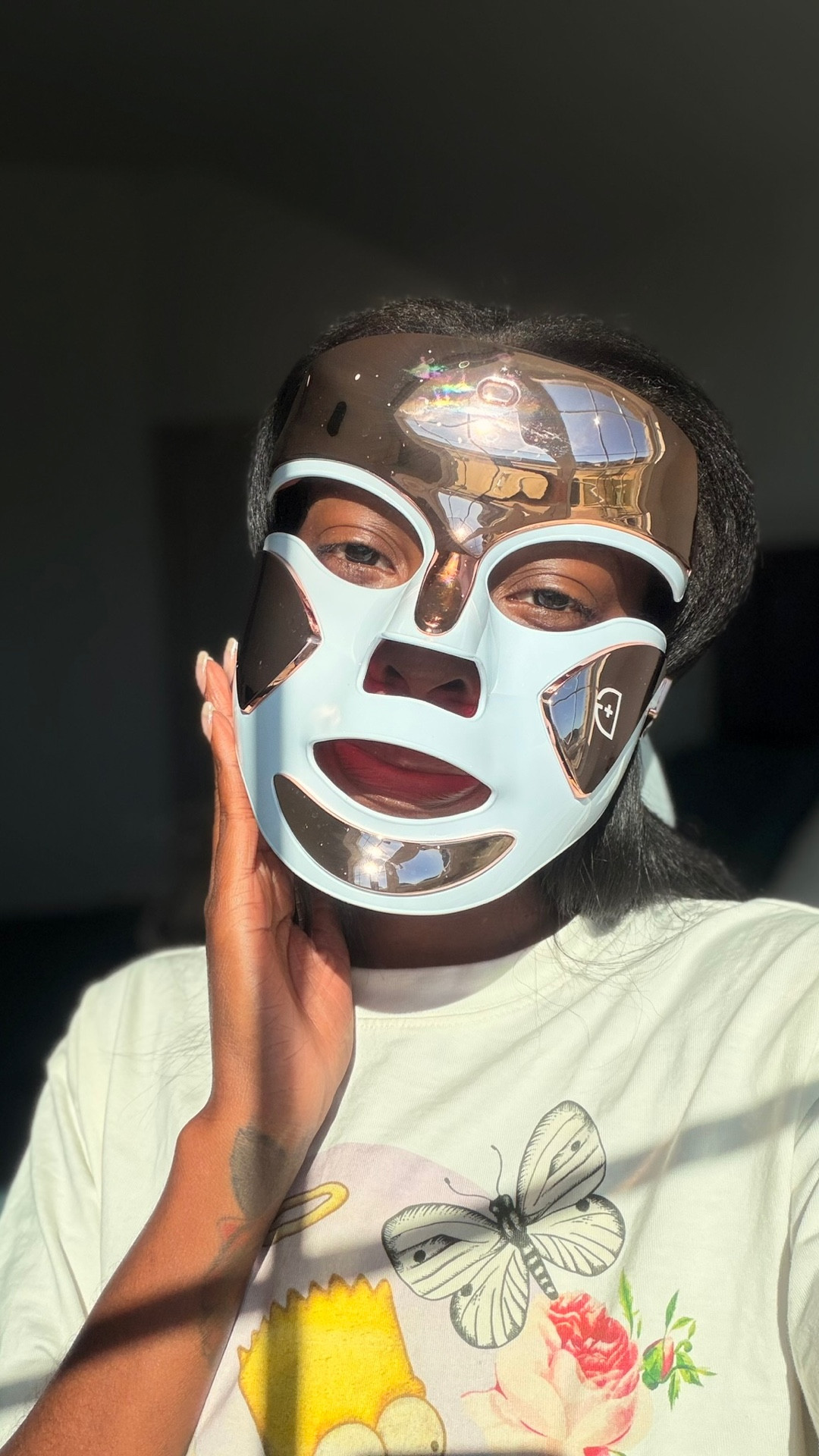 ✨ My Current Nighttime Skincare Routine | Mindful Recovery Series

Between March and September, my body was put through the ringer. The entire situation as a whole seriously aged me. I didn’t recognize myself for a while and even still today I have brief moments where I feel some insecurities creeping in. But I’ve come to a place of mindfulness where in those moments I make a conscious choice to love and nurture myself through the healing, the transition, and the recovery, instead of criticizing 🤍

Now I’m rebuilding my body (and confidence) through intention. Tonight’s routine is my simple (everyday) skincare ritual: double cleanse, toner, LED light, serum, moisturizer, and facial oil. Two-nights a week I have a more in depth night time skincare routine which I’ll probably make a video of later on.

I do understand healing takes time even if it’s hard to grasp sometimes. This journey of mine is my gentle reminder to love the process.🌙

#NighttimeRoutine #SkincareRoutine #Healing #wellness #LEDLightTherapy #health #GlowingSkin #SelfCareJourney #HealingFromWithin #BalancedProductivity #lifestyle #lifestyleinfluencer #selfcare