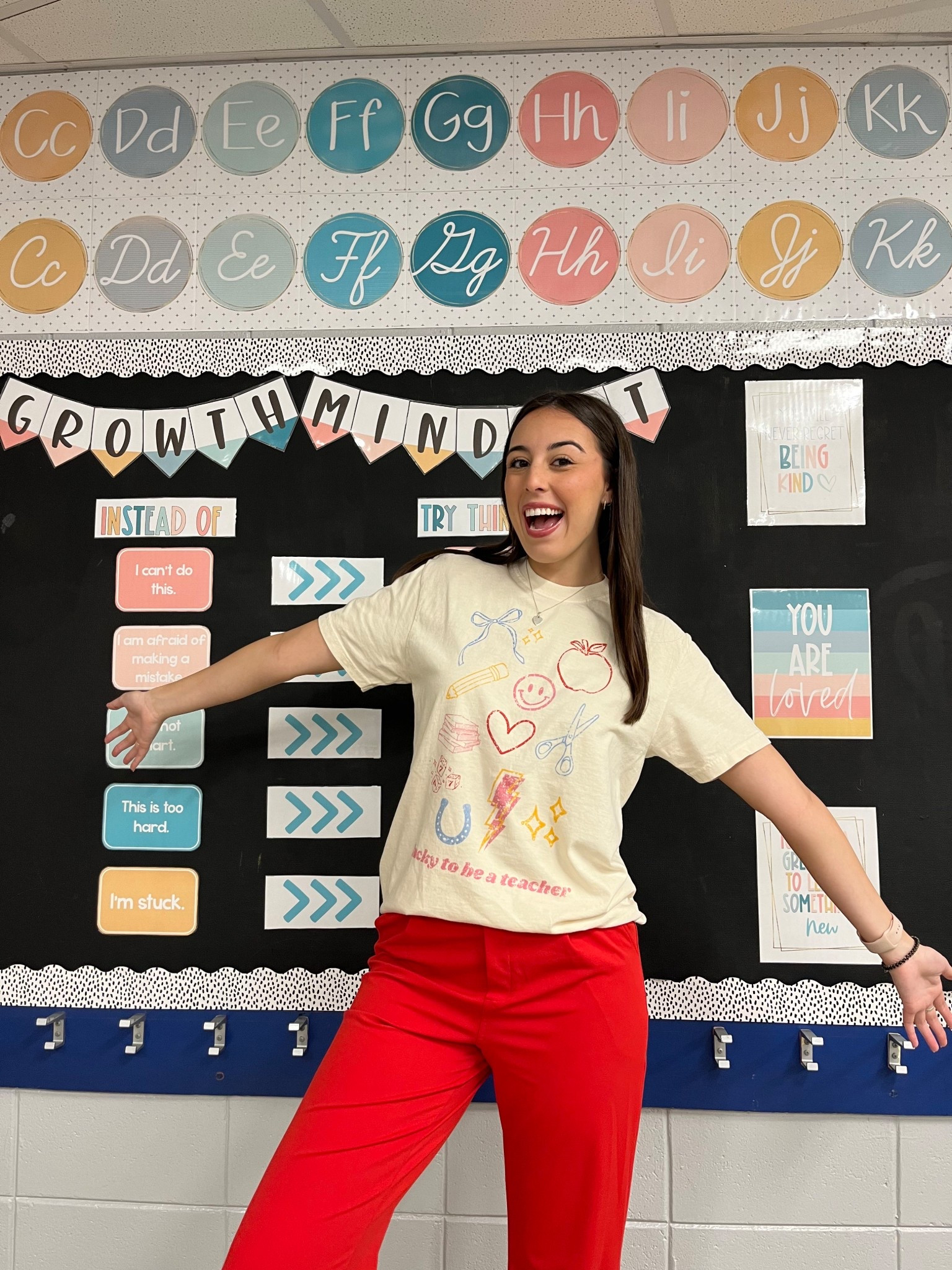 cute teacher fit 

#LTKStyleTip #LTKWorkwear #LTKFindsUnder100