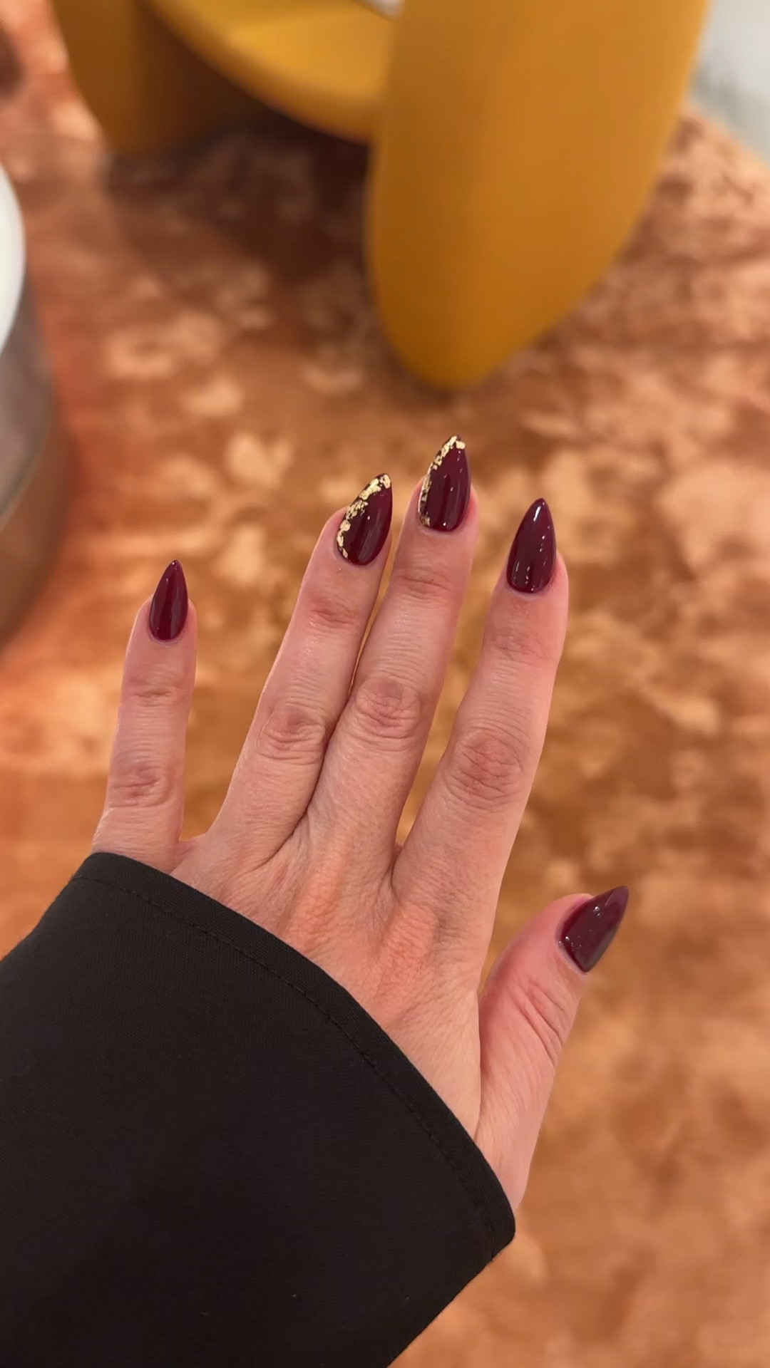 Following my nail tech anywhere she goes ✨

#LTKootd #LTKSeasonal #LTKBeauty