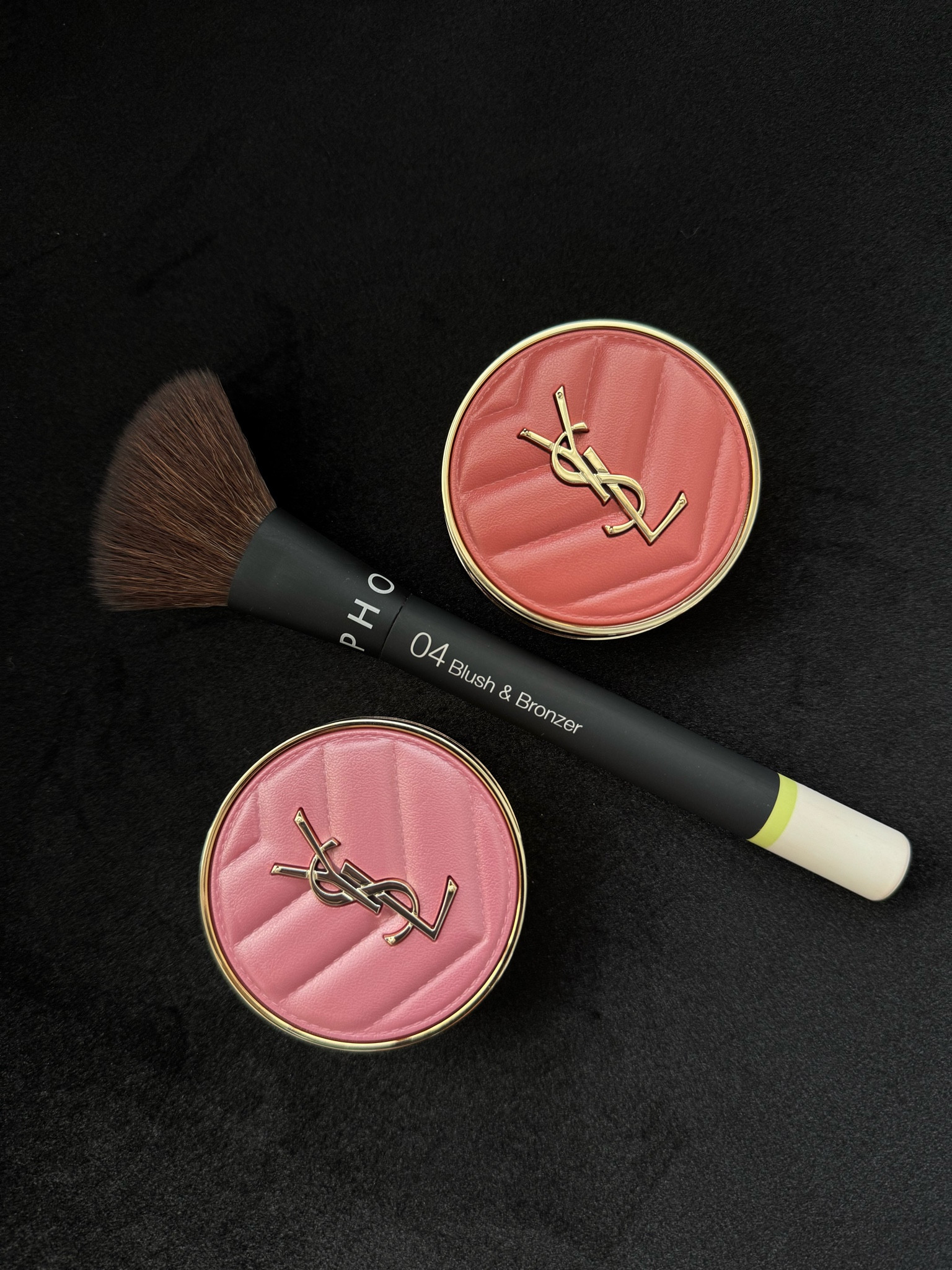 The Brush To My Blush! 

#LTKbeauty #LTKwinter #LTKcanada