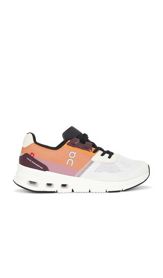 Cloudrift Sneaker in White & Copper | Revolve Clothing (Global)