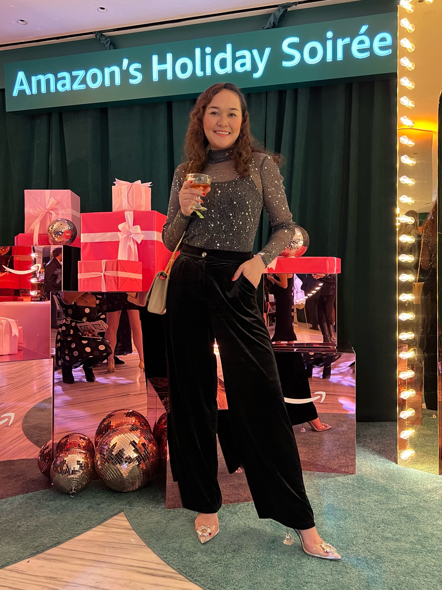 Amazon Fashion, Holiday outfit

#LTKstyletip #LTKHoliday #LTKfindsunder50