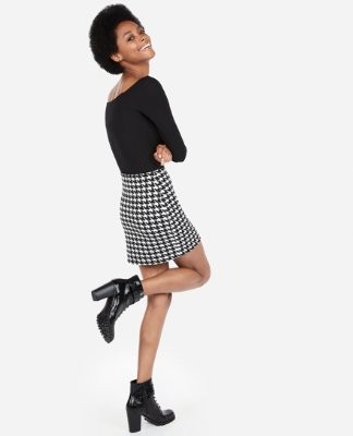 High Waisted Houndstooth Straight Mini Skirt | Express