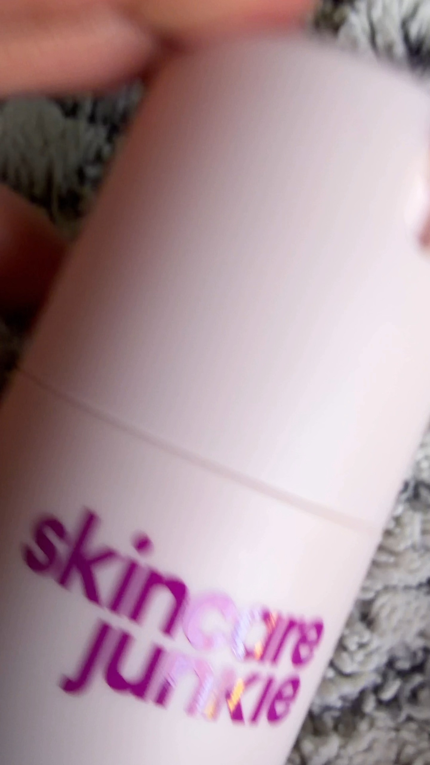 Current morning routine favorite…the Skin Care Junkie Megadose Vitamin C Moisturizer. I’ve been applying it before makeup for a little hydration and glow boost.

For 40+ skin, vitamin C is great because it helps skin look brighter, smoother, and a little more awake…which honestly, some mornings is exactly the vibe we need 😄

#vitaminc #over40skin #beautyroutine #glowyskin #skincareover40 

 #LTKOver40 #LTKBeauty