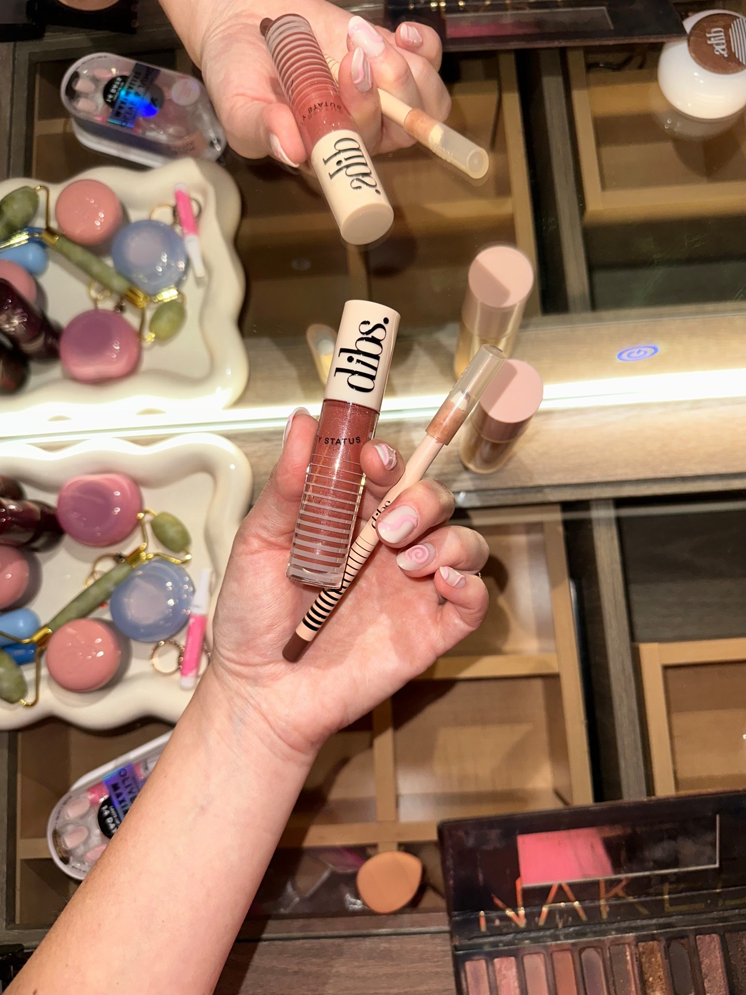 The best lip combo ! @dibsbeauty 

#lipgloss #lipliner #lipcombo 

#LTKBeauty #LTKmomlife #LTKgrwm