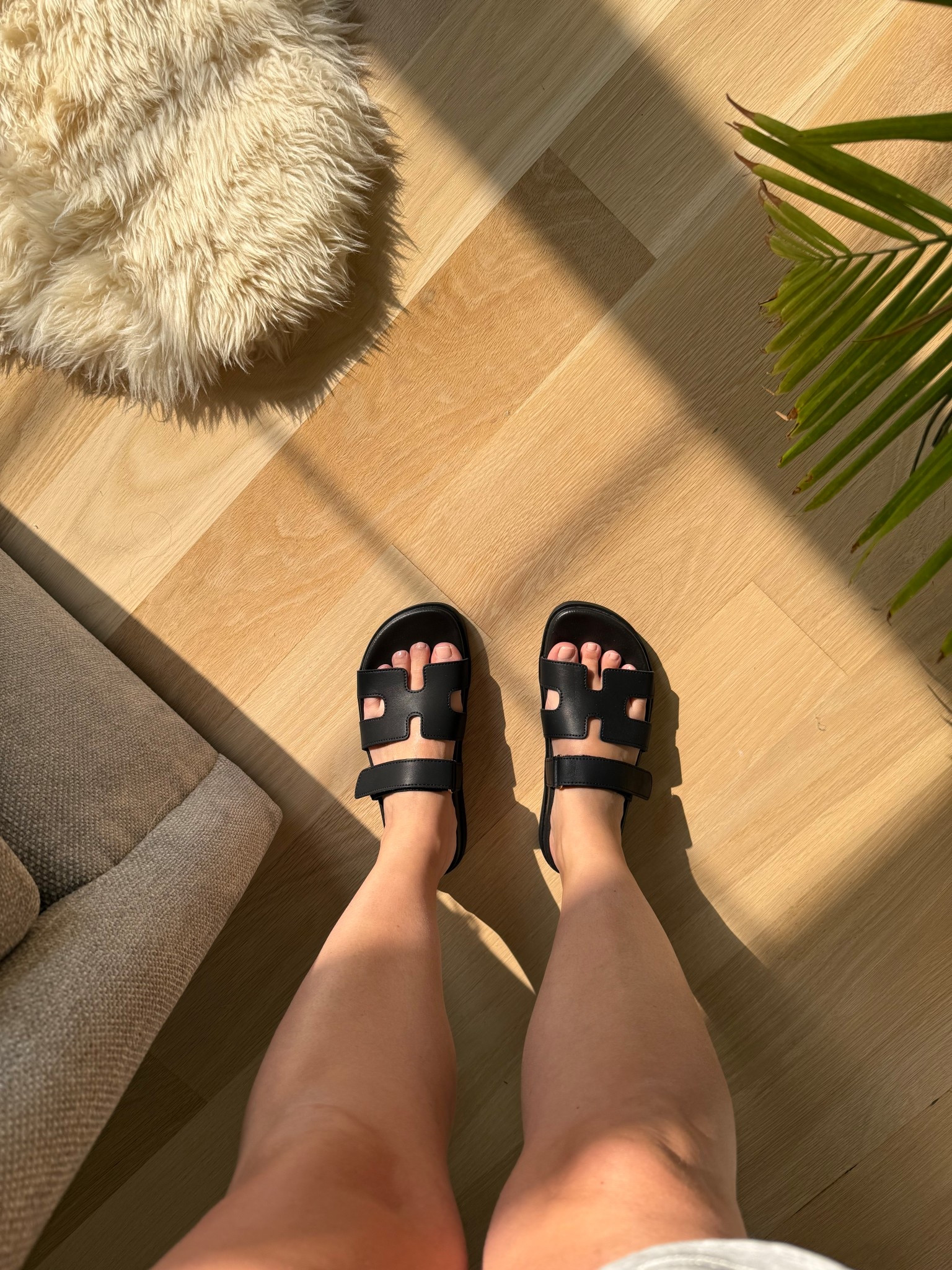 Black sandals spring summer 

#LTKSummerEdit #LTKFindsUnder100 #LTKStyleTip