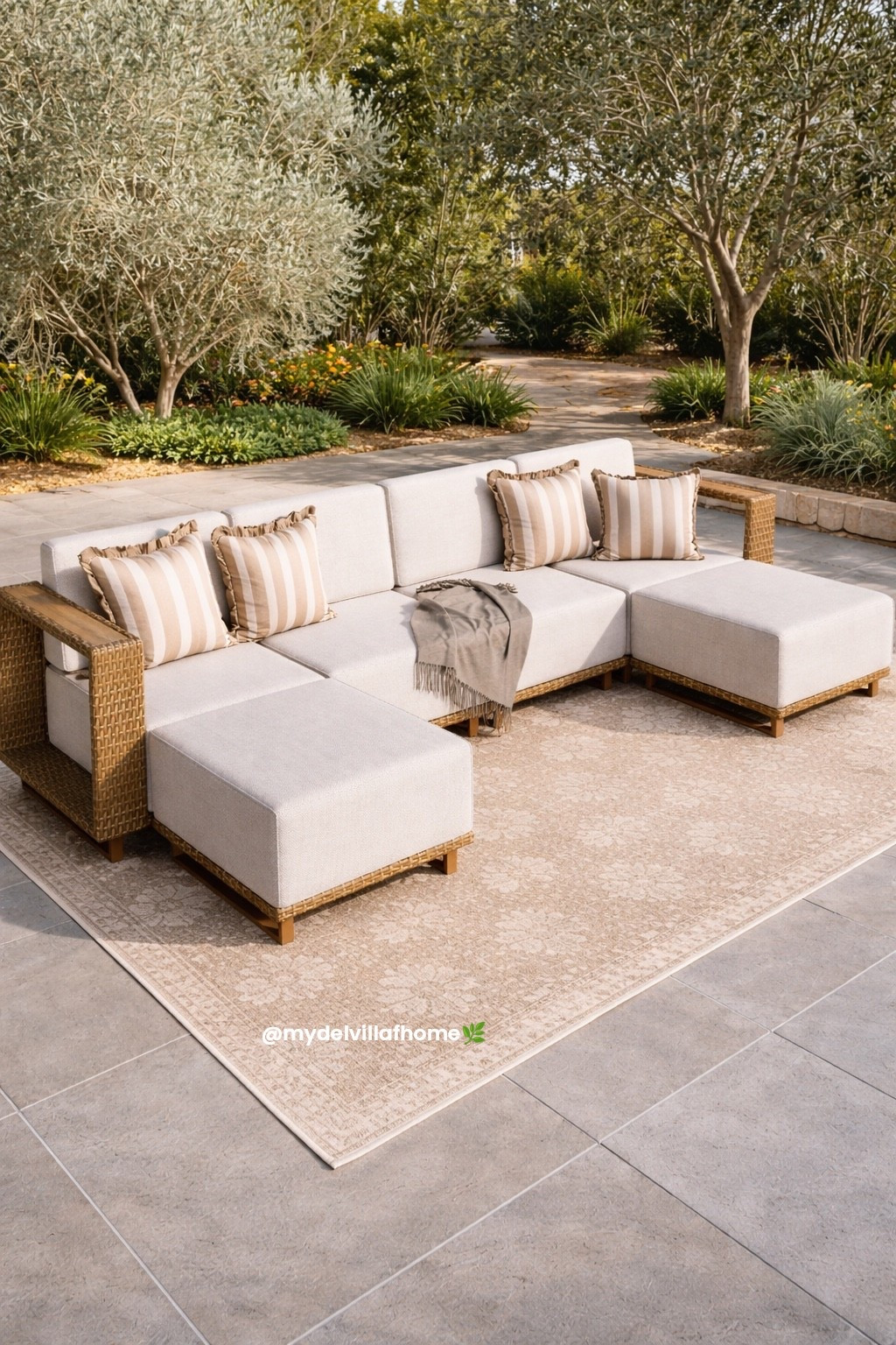 Patio season ready 🤍✨
Cozy, neutral & effortlessly beautiful.🌿☀️

#LTKHome #LTKdayinmylife #LTKSeasonal