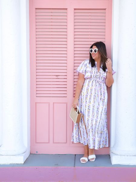 If you love a classic style dress mixed with a fresh floral print, Beyond by Vera is about to be on the top of your list. This pretty lavender print is one of my favorites! 

Add a straw bag and vintage style sunglasses for a chic look you can’t do wrong. 
#ad @beyondbyvera

#LTKover40 #LTKtravel #LTKSeasonal
