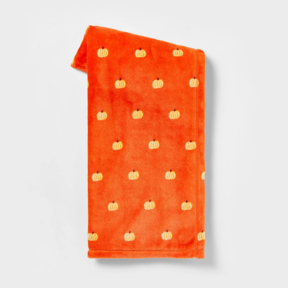 Mini Pumpkin Printed Halloween Throw Blanket - Hyde & EEK! Boutique™ | Target