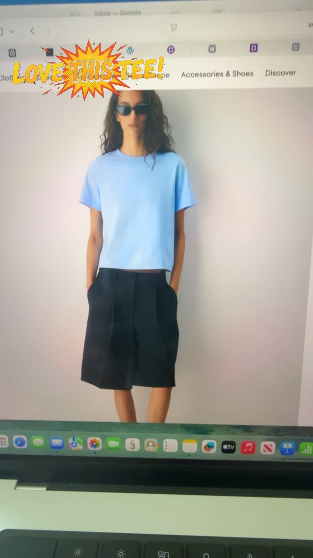 Best basic tee in more color options! @Aritzia 