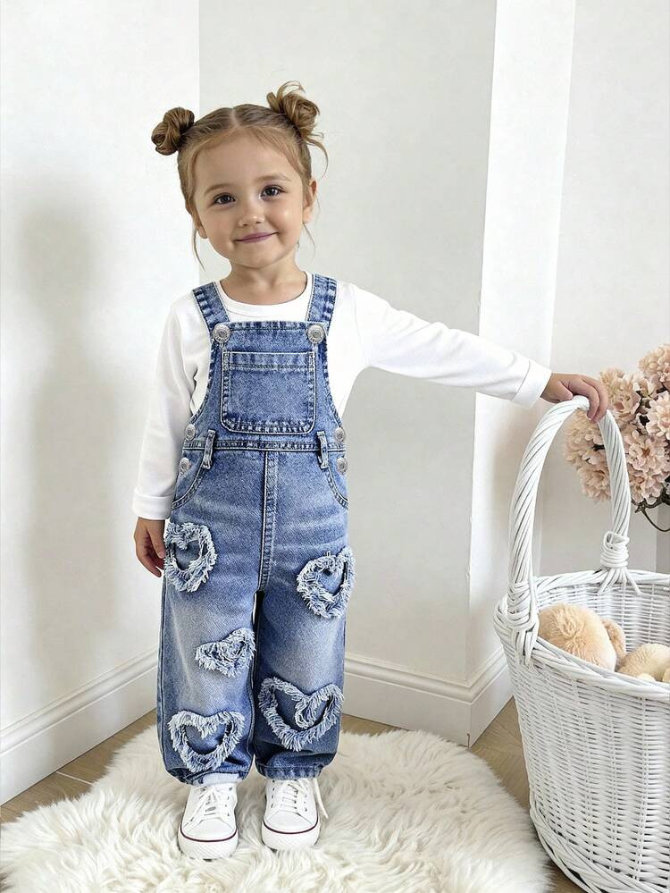 SHEIN Playful Pals Infant/Toddler Girls' Heart Pattern Casual Denim Jumpsuit | SHEIN