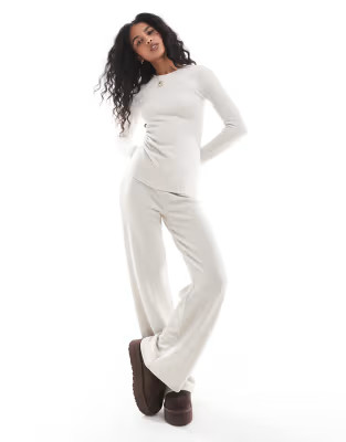 Pull&Bear soft touch long sleeve top and trouser co-ord in sand | ASOS (Global)