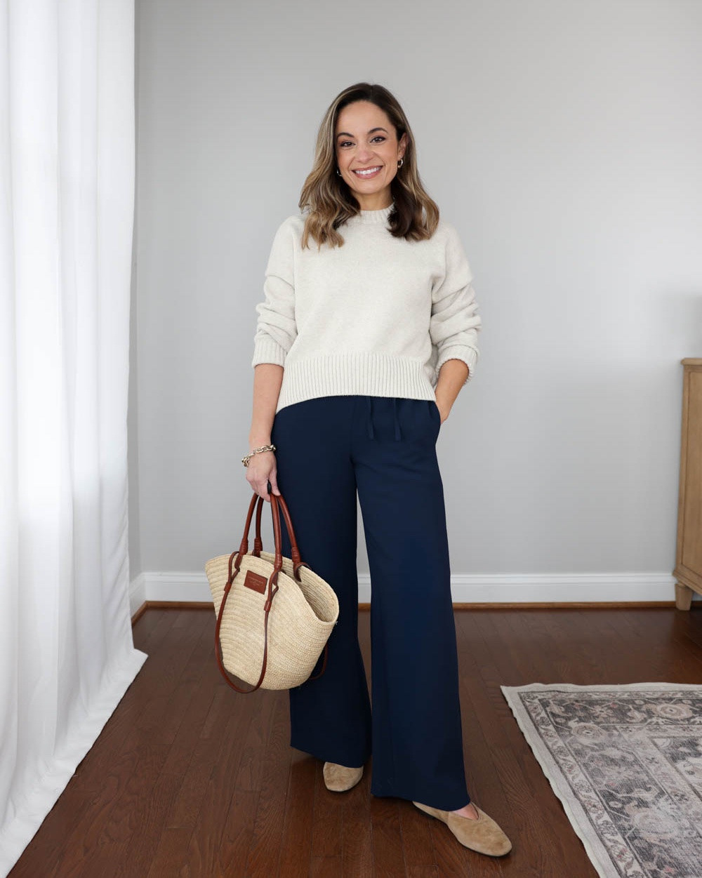 A petite-friendly neutral cashmere sweater you'll want to have in your Fall wardrobe!

Sweater (Quince): xs in speckled beige (oversized, sleeves are long)

Outfit 1:
Pants (Aritzia): xxs short - 28” inseam (inseam may increase as sizes increase)
White t-shirt (Quince): xs
Flats: tts

Outfit 2:
T-shirt (Old Navy): petite xs
Relaxed straight jeans (Quince): 24 short in stormy blue (10” rise, 28” inseam)
Flats (Madewell): tts

Outfit 3:
Navy blue pants (Gap): 00 petite - true to size, inseam: 24″ in petite, rise: 10” in petite
White top (J.Crew Factory): petite xxs
Tote (Quince)
Loafers (Sam Edelman): tts in French sand

Size comparison: 4’10” (32”, 24”, 36”), 25” ankle inseam and 27.5-28” full length inseam

#LTKPetite #LTKSaleAlert #LTKSeasonal