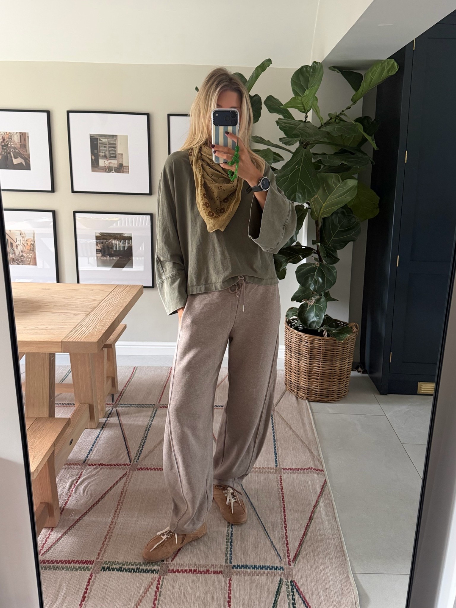 Weekend outfit to watch the boys play football. These joggers are so soft. 

Wearing a size small in the top and joggers . Images shoes blue joggers but click through to find this colourway.

#LTKuk #LTKautumn