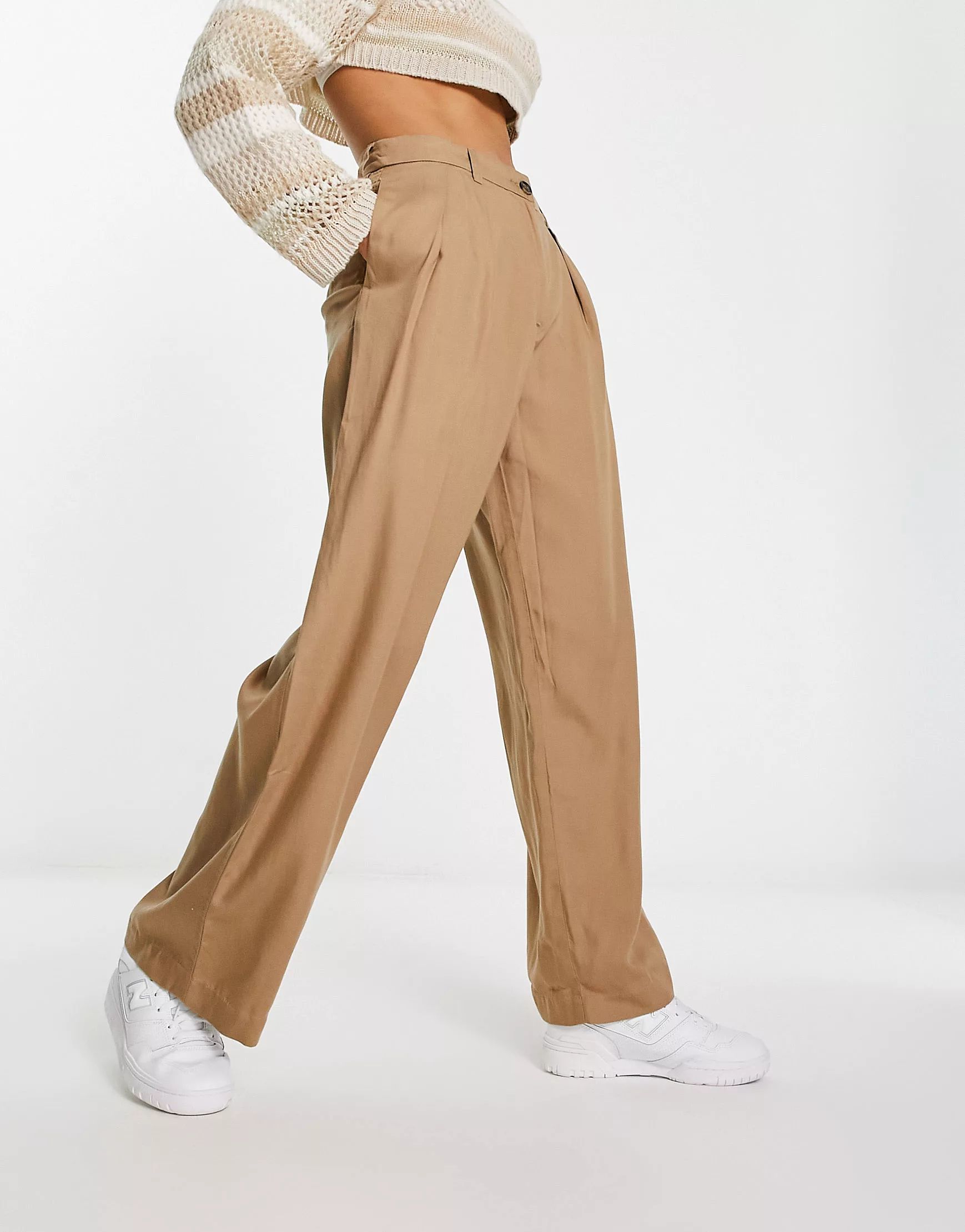 Weekday Hazel tailored trousers in dark beige | ASOS (Global)