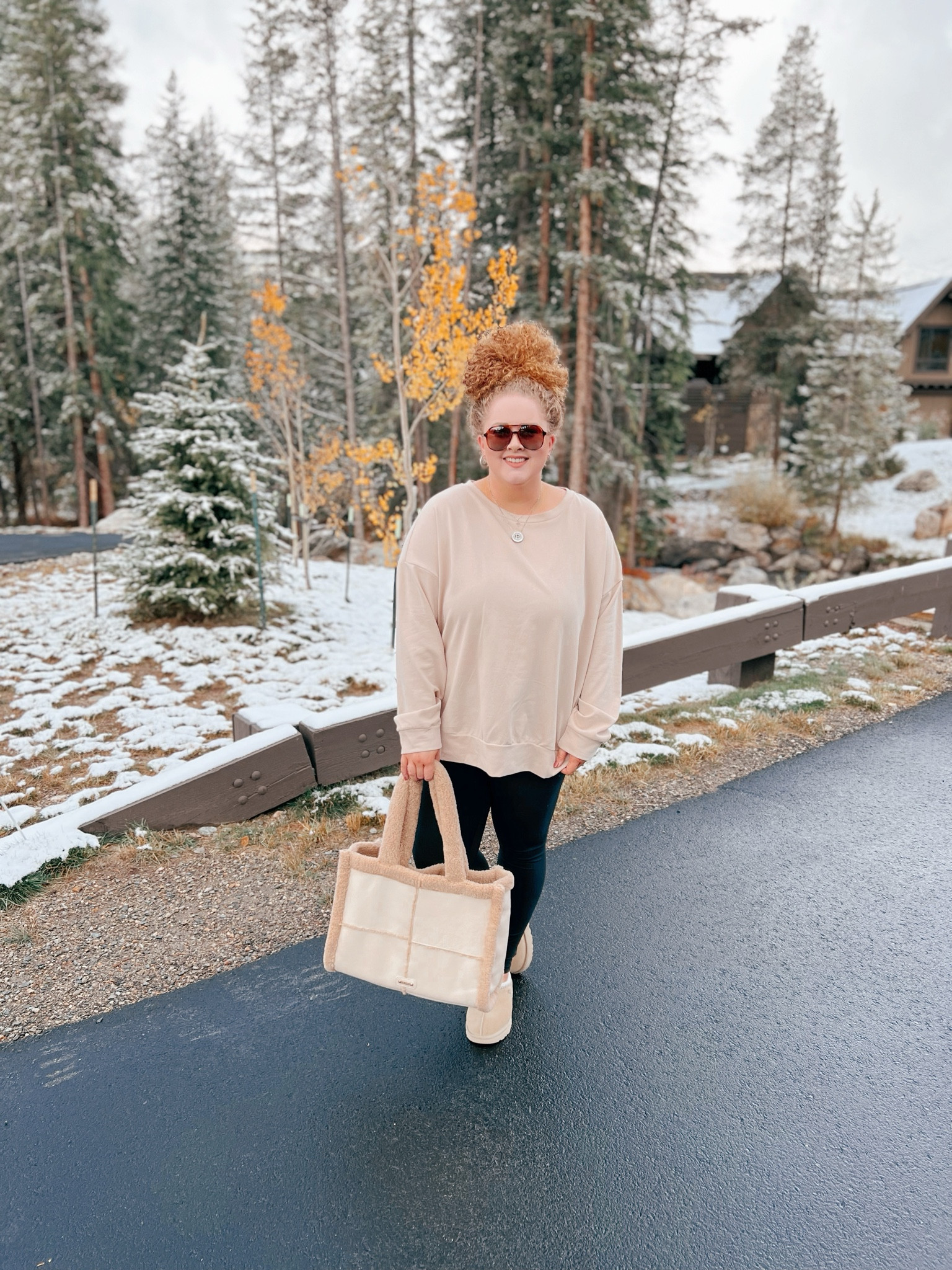 Oversized sweatshirts are my jam 👏🏻 sweatshirt | oversized sweatshirt | beige sweatshirt | Amazon sweatshirt | Amazon oversized sweatshirt | beige Amazon sweatshirt | leggings sweatshirt | leggings top | leggings | Amazon leggings | lululemon leggings dupe | Amazon lululemon leggings dupe | Amazon Lululemon dupe | uggs | Ugg Tasmans | Ugg Tasman mustard seed | Fall | fall tops | amazon finds | amazon fashion | Amazon look | amazon outfit | fall outfit | fall look | fall outfit inspo | fall fashion | fall fashion finds | amazon fall outfit | Amazon fall fashion finds | amazon fall finds | fall transition look | fall transition outfits | travel | travel outfit | travel outfit inspo | amazon travel finds | amazon travel look | amazon purse | fall purse | winter purse | Sherpa purse | Sherpa bag 

#LTKSeasonal #LTKmidsize #LTKxPrime