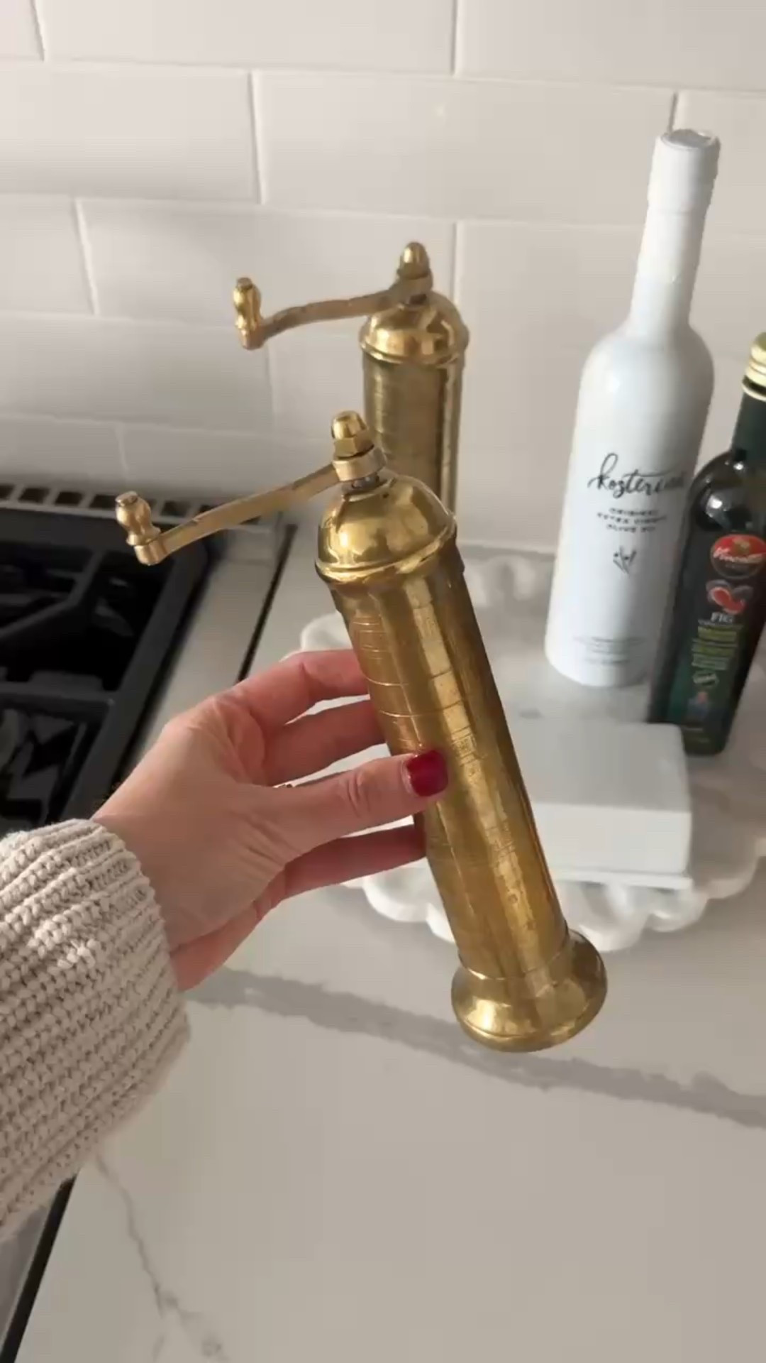 These salt and pepper grinders instantly elevate your kitchen decor

Home decor, kitchen styling, neutral home, kitchen gadgets 

#LTKFindsUnder100 #LTKHome