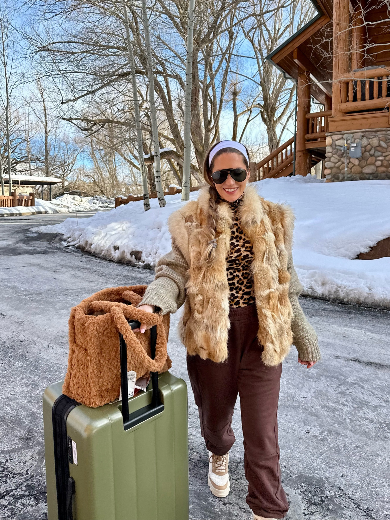 Ski ya later 🎿

#winteroutfit #parkcity #vail

#LTKtravel #LTKSeasonal #LTKstyletip