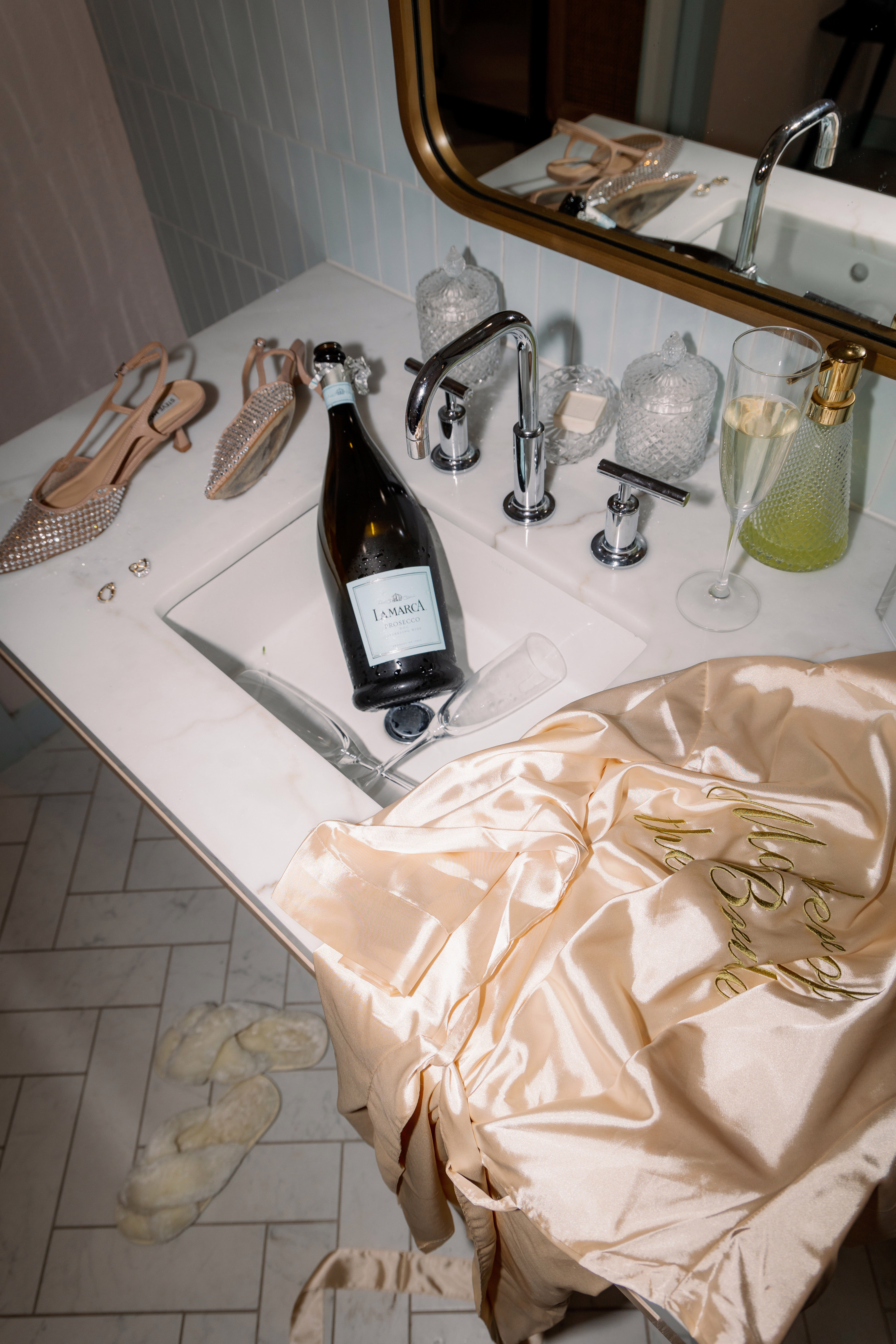 There is no feeling like getting ready for your wedding. Best day of my life. 

 

#LTKWedding