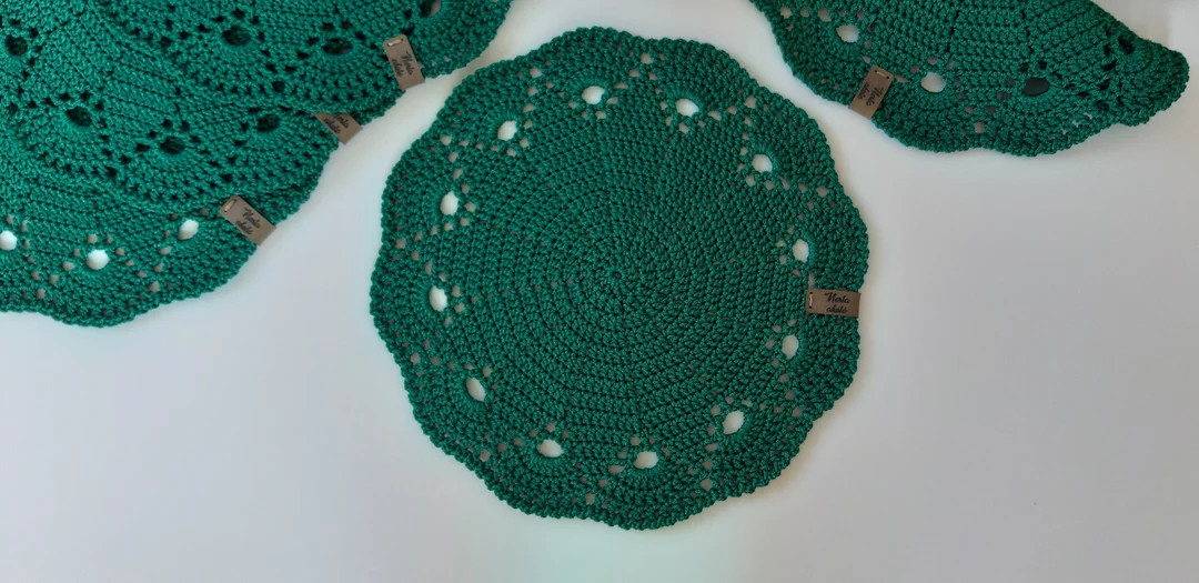 Crochet table mat, Handmade placemat, Set of 6, Green color | Etsy (CAD)