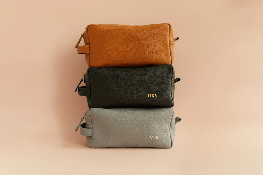 Men's wash bag, groomsmen gift, customized leather toiletry bag, personalized dopp kit bag, groom... | Etsy (US)