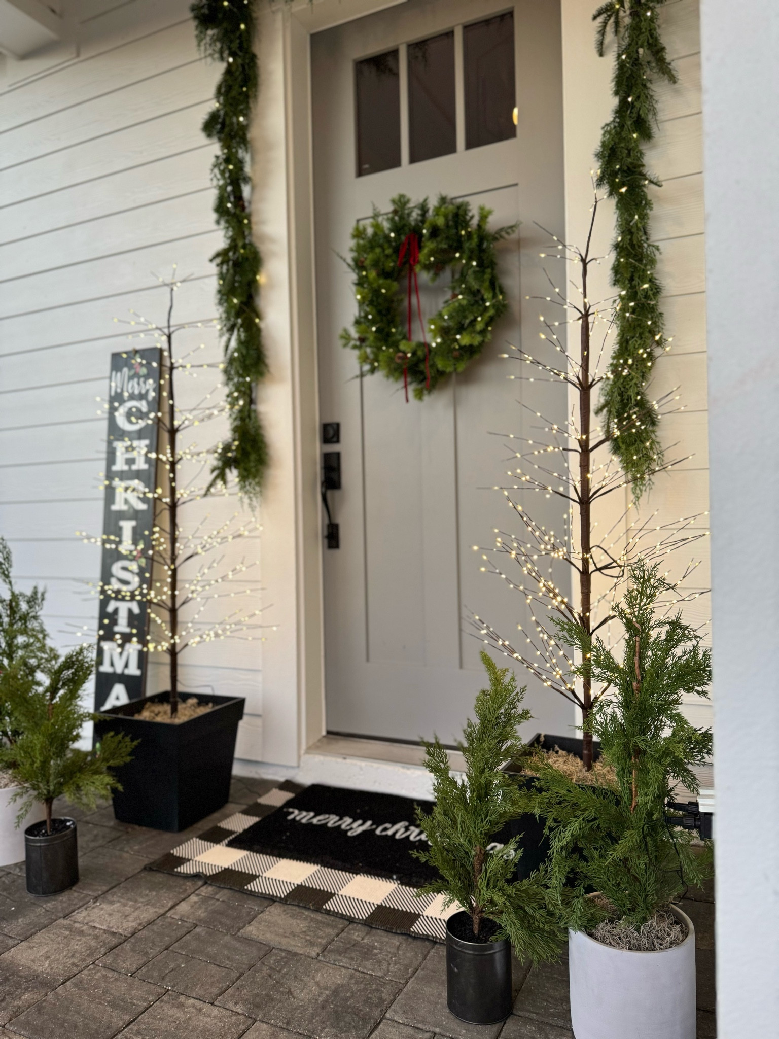 Shop my front porch! 🎄🎄🎄

#LTKHoliday #LTKStyleTip #LTKSeasonal