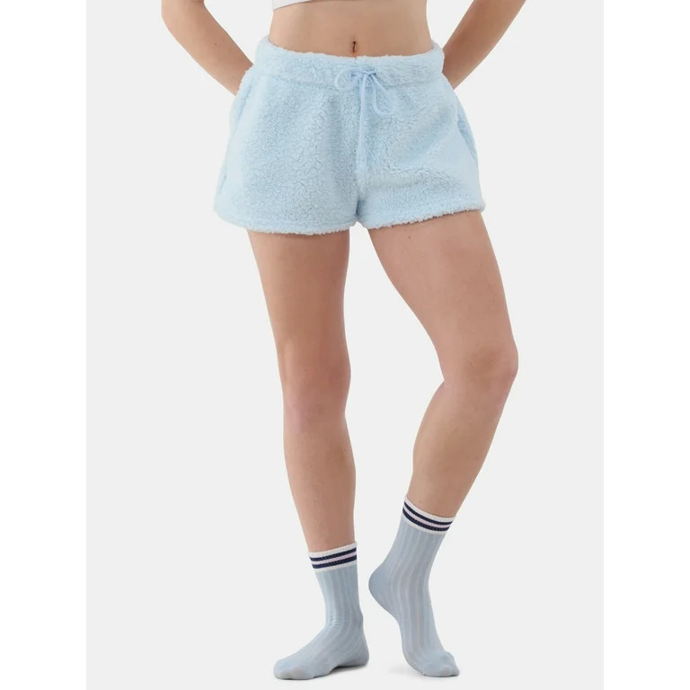 No Boundaries Plush Shorts, 1.5” Inseam, Women's | Walmart (US)