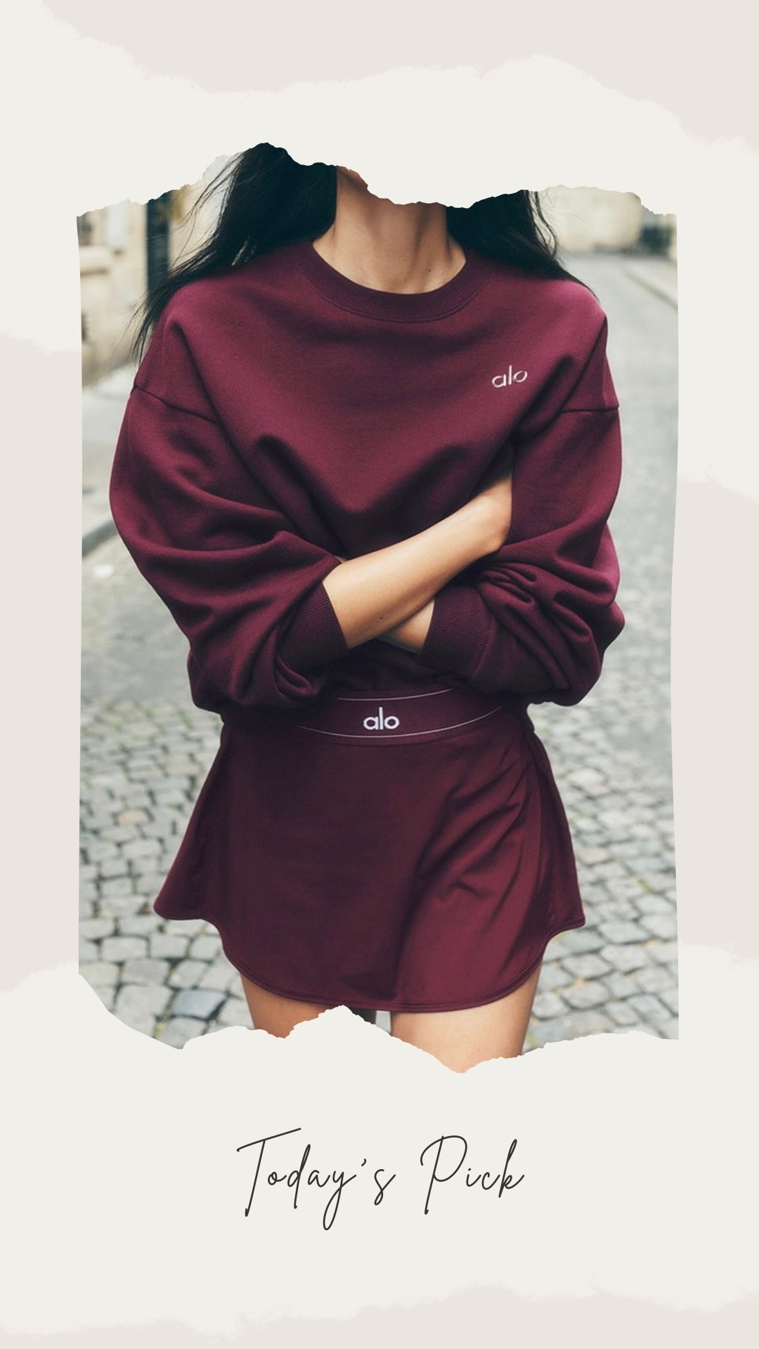 The prettiest color I ever did see!! If you know me.. you know it’s all about comfort. Whether you’re out running errands, have a doctor’s appointment or just relaxing at home.. you will find me in a sweatshirt. This comes in several colors and the quality is superb.🤍