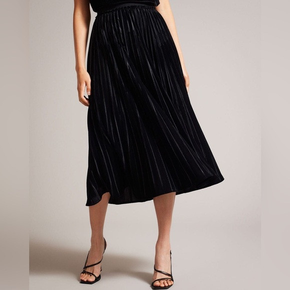 [ted baker london] nwot gjill velvet pleated midi skirt black 6 | Poshmark