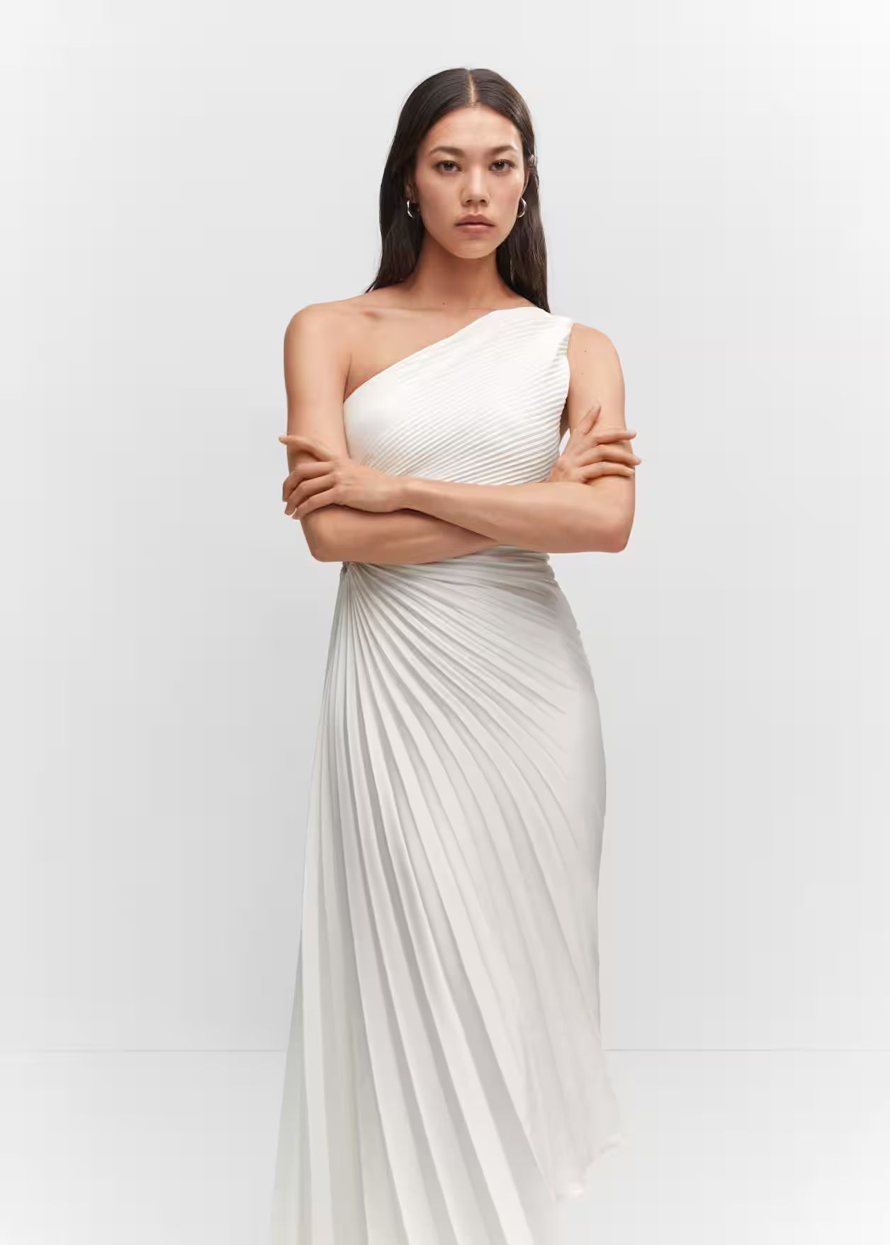 Asymmetrical pleated dress | MANGO (US)