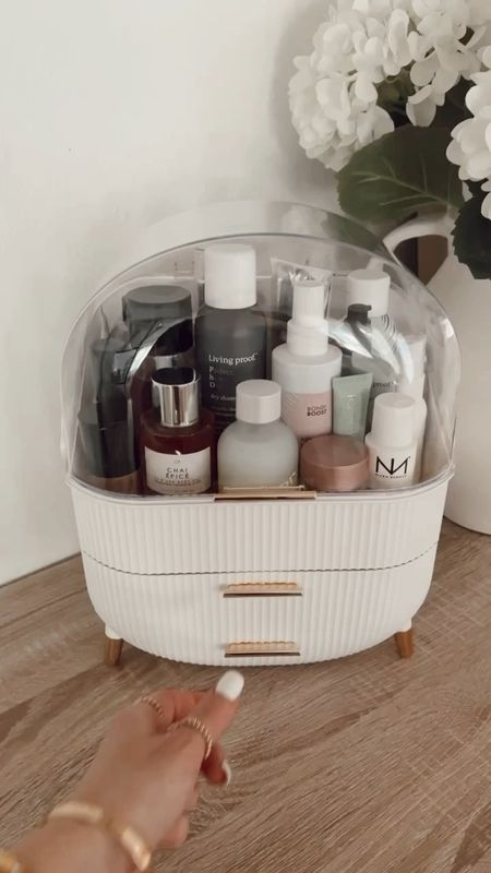 Cosmetic organizer

#LTKVideo