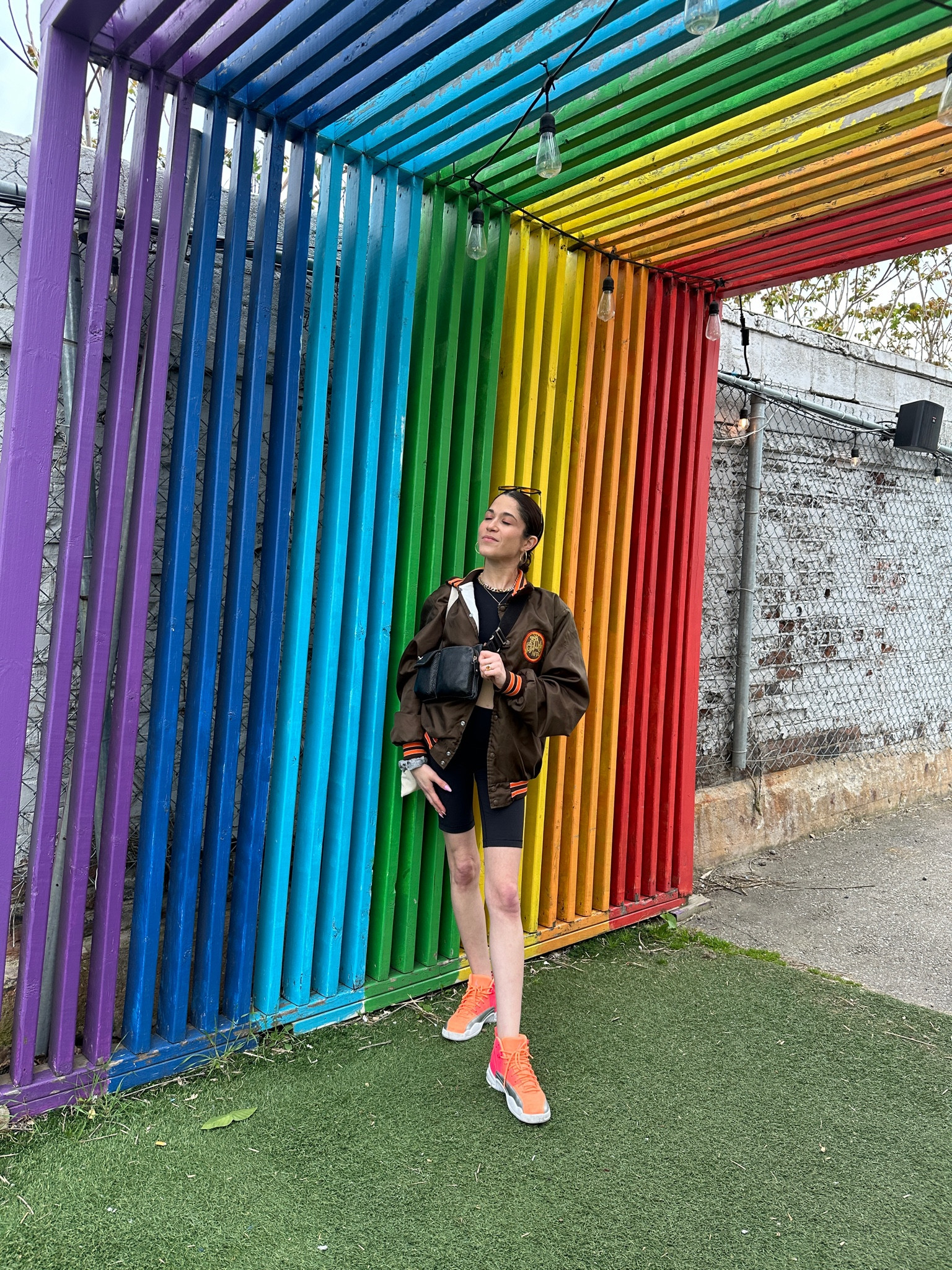 Feels like summer ☀️ 🌈 

Jacket was thriftied but otherwise all items are still available. 
