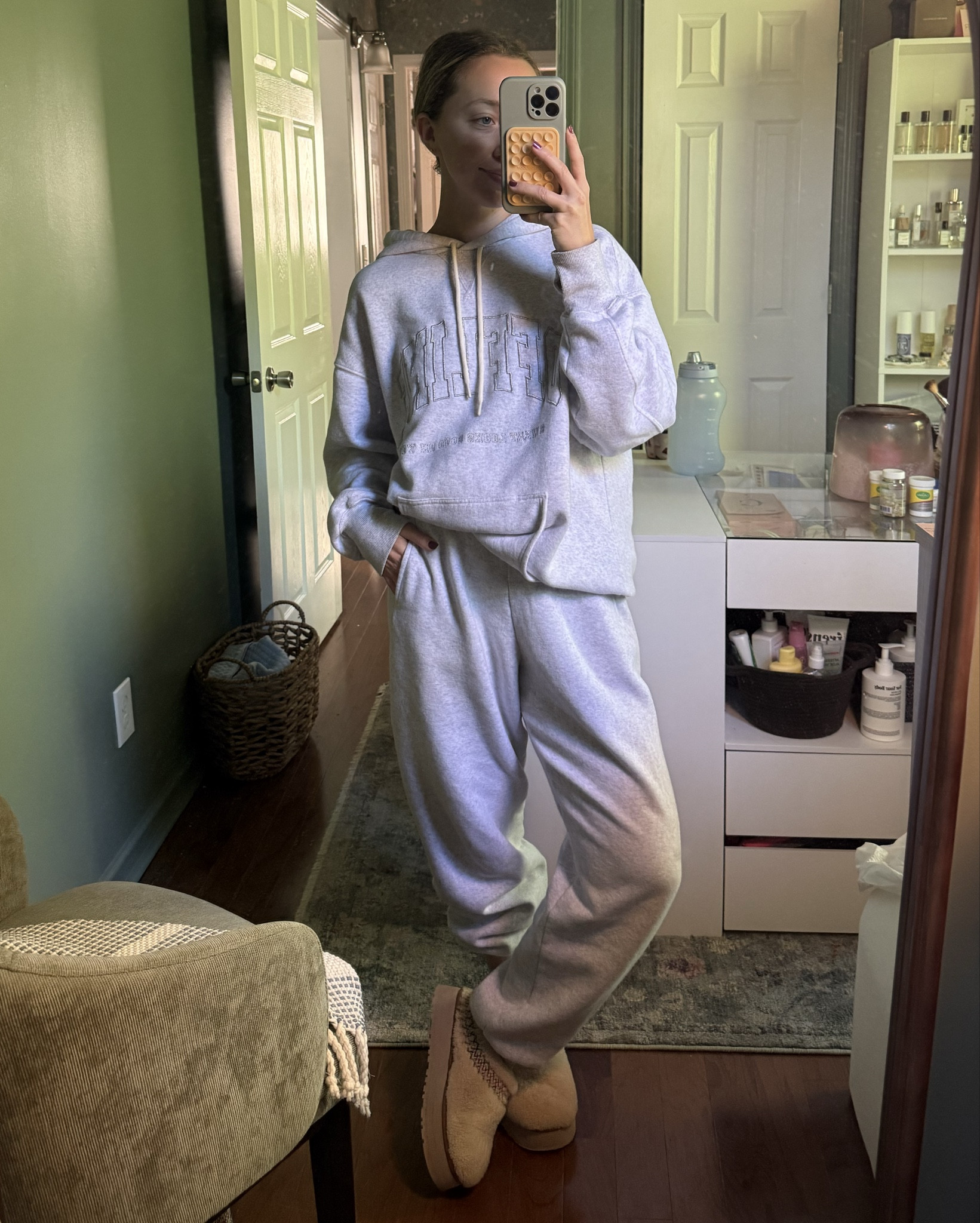 Saturday morning coffee walk with my love ☕️ 🥐 🤍 
#offline #aerie 
Sweatshirt: Small
Joggers: Mediumm


#LTKFindsUnder100 #LTKSeasonal #LTKFallSale