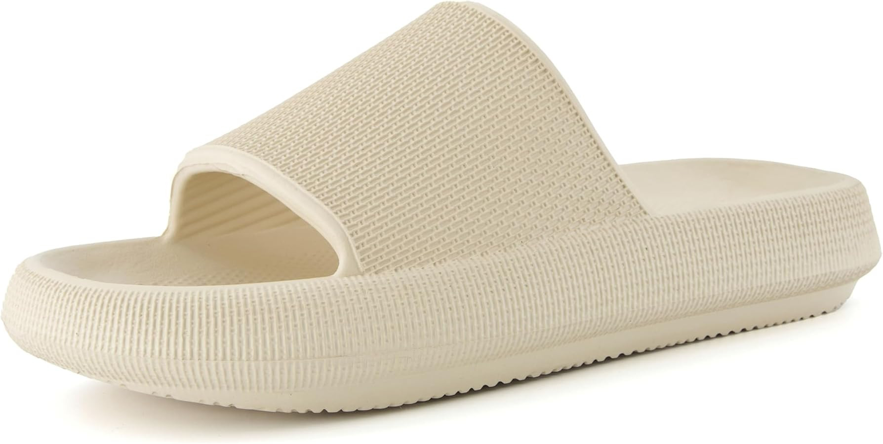 CUSHIONAIRE Men's Feather cloud recovery pool slide with +Comfort | Amazon (US)