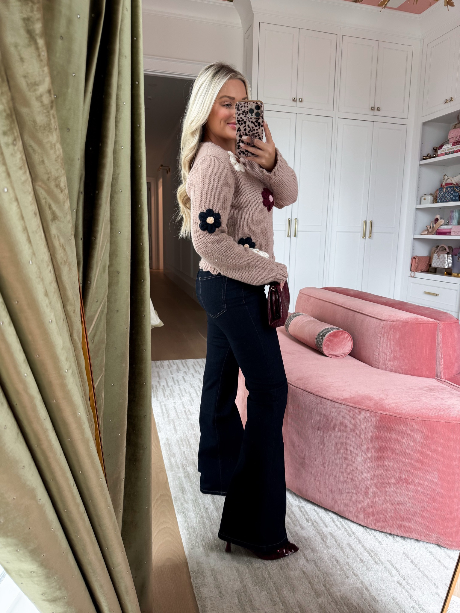This cardigan is darling!

#LTKgrwm #LTKootd #LTKdayinmylife