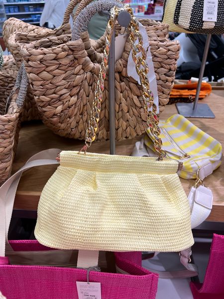 Cute new purses 

#LTKfindsunder100 #LTKGiftGuide #LTKitbag