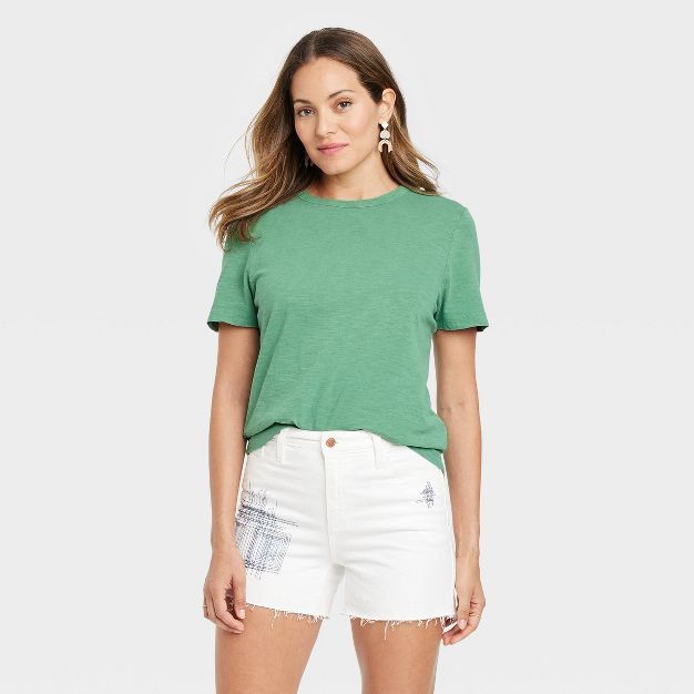 Women's Short Sleeve T-Shirt - Universal Thread™ | Target