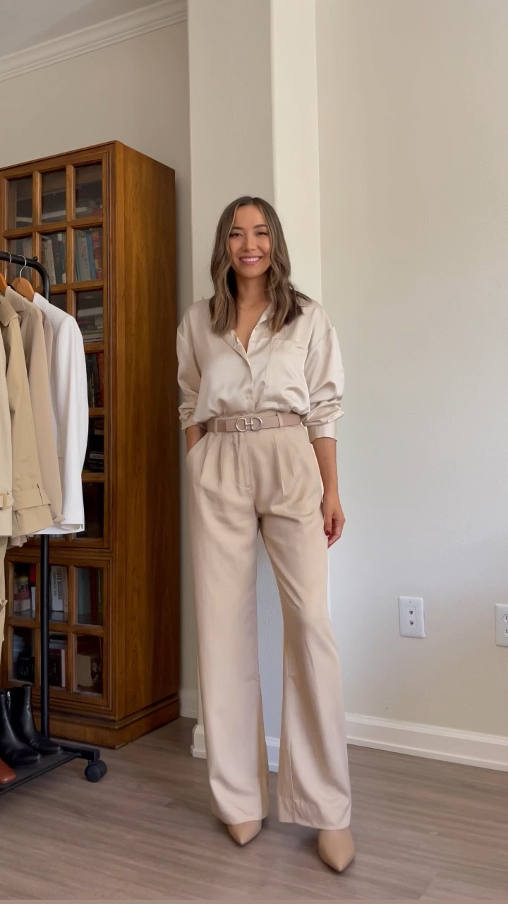 Work to weekend outfit 
Abercrombie last day for 25% off! 
• Blouse: runs big, recommend sizing down . Wearing xs but could have gone with xxs 
• Wide leg pants: wearing the lightweight pants but recommend the regular pants for the fall season 
•jeans: tts 25 regular 


#LTKstyletip #LTKSale #LTKworkwear