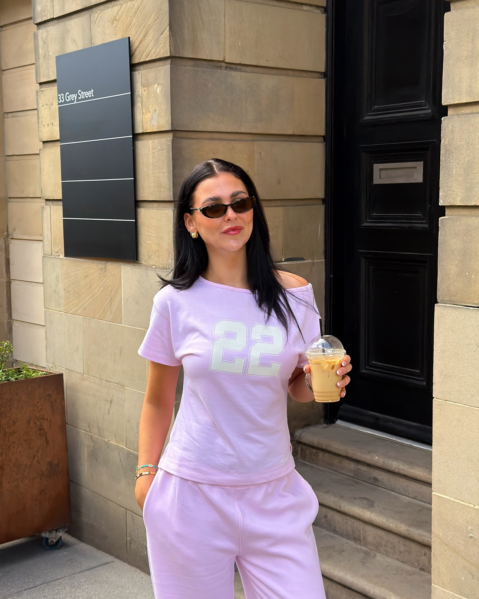 me + anything pink and off the shoulder 🤭💘💕💕


Obsessed with this set perfect for spring!! Set is Kaiia the label but will link similar 💕

Summer outfits, casual outfits, spring outfits, street wear, off the shoulder style

#LTKsummer #LTKspring #LTKuk