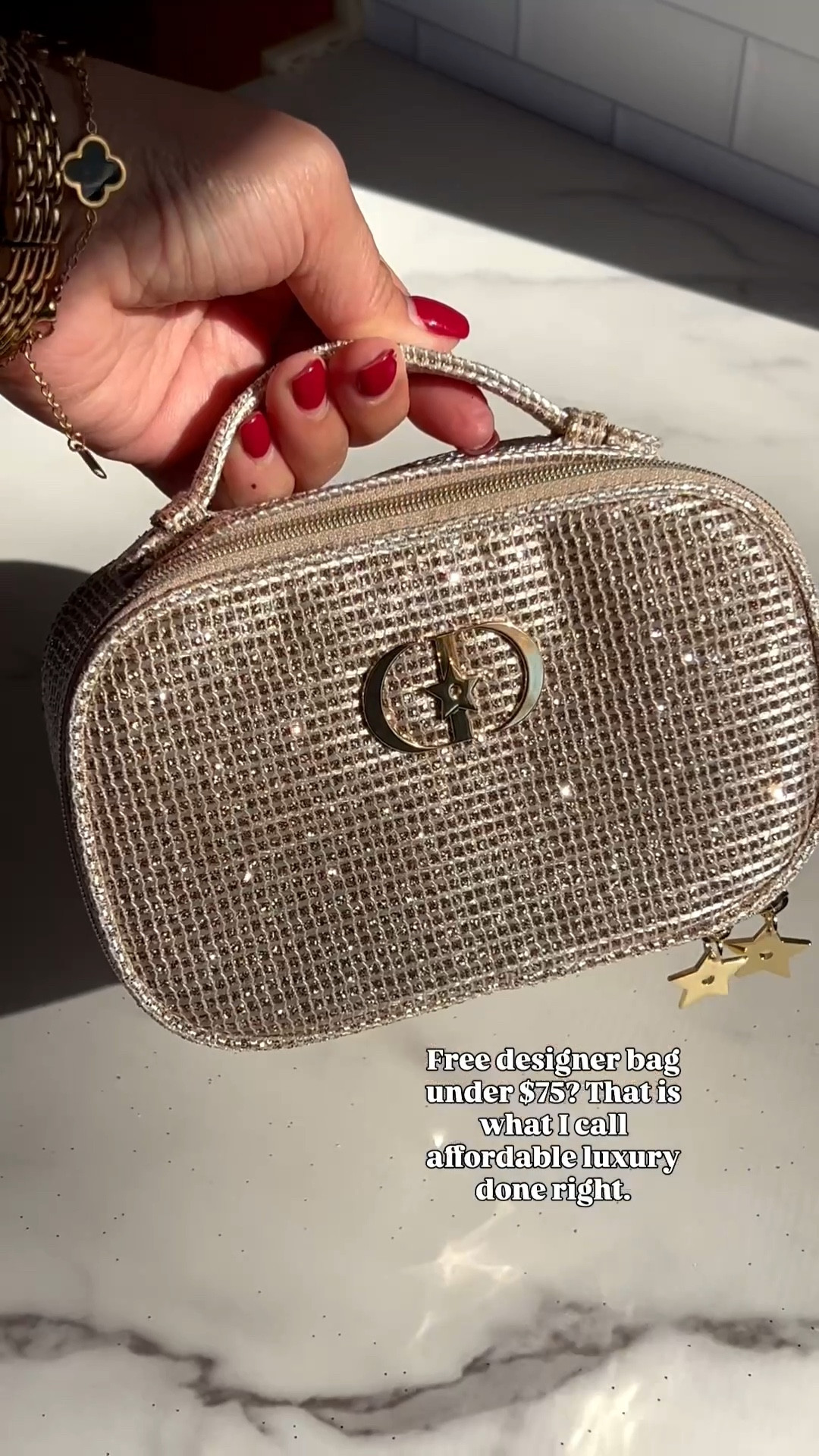 Gift idea, plus the mascara 10/10 👌

#LTKBeauty #LTKFindsUnder100 #LTKGiftGuide