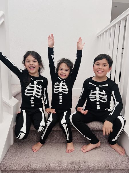 Matching pajamas - Halloween pajamas - Halloween - fall clothing - kids clothing - kids Halloween 

#LTKunder50 #LTKfamily #LTKkids